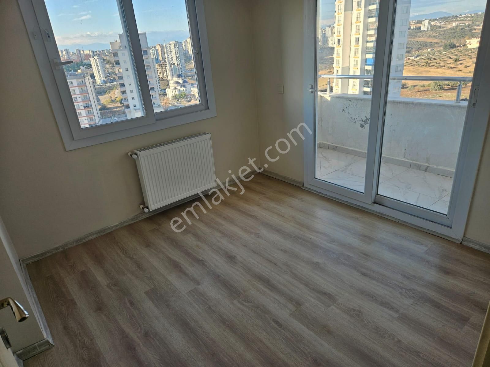 Adana Sarıçam Boynuyoğunda 3+1 Kiralık Doğalgazlı Kombili Bulvar Üzerinde Kiralık Fırsat Daire - Görsel 3