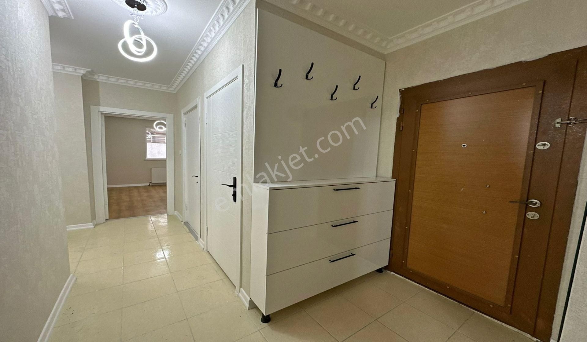 Kanuni 3+1 Kat Konumunda Altı Daire Asansörlü Taşınmaya Hazır - Görsel 24