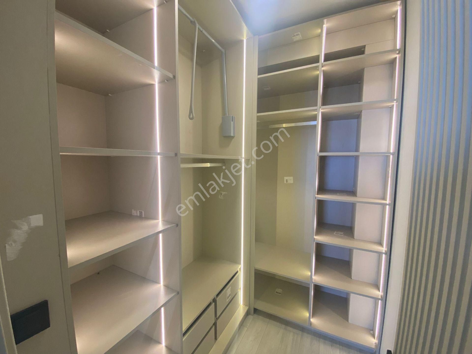 Gümüştepe'de Muhteşem Manzaralı 5+1 Triplex Villa - Görsel 15