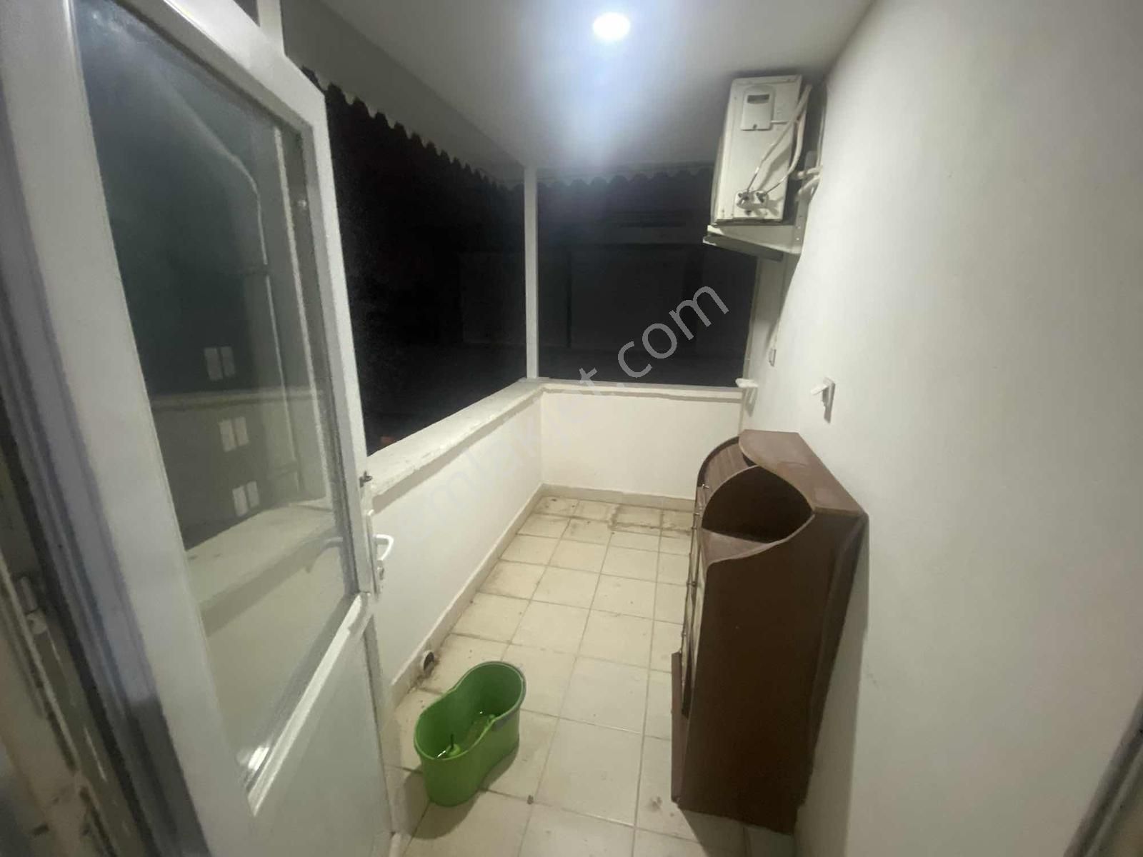 Ahatlıda 2+1 Geniş Balkonlu Ve Eşyalı Kiralık Daire - Görsel 10