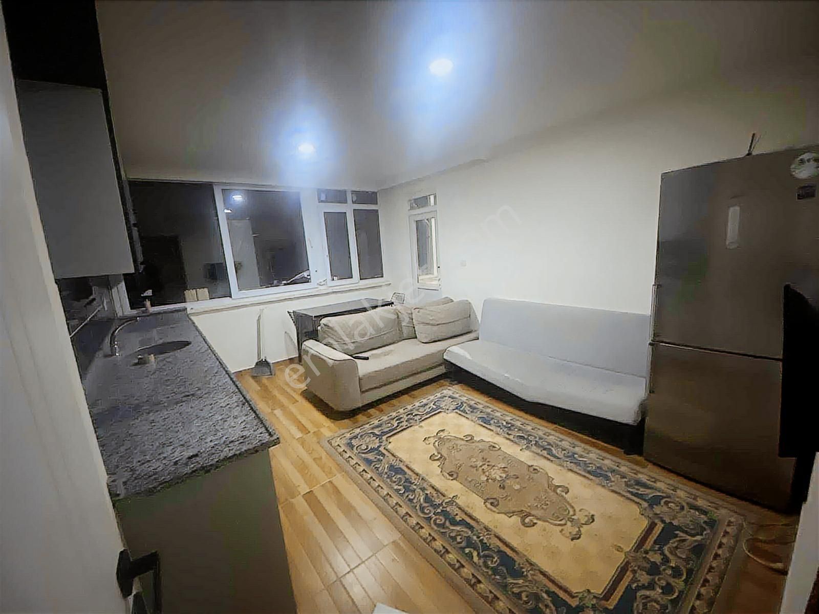 Ahatlıda 2+1 Geniş Balkonlu Ve Eşyalı Kiralık Daire - Görsel 14