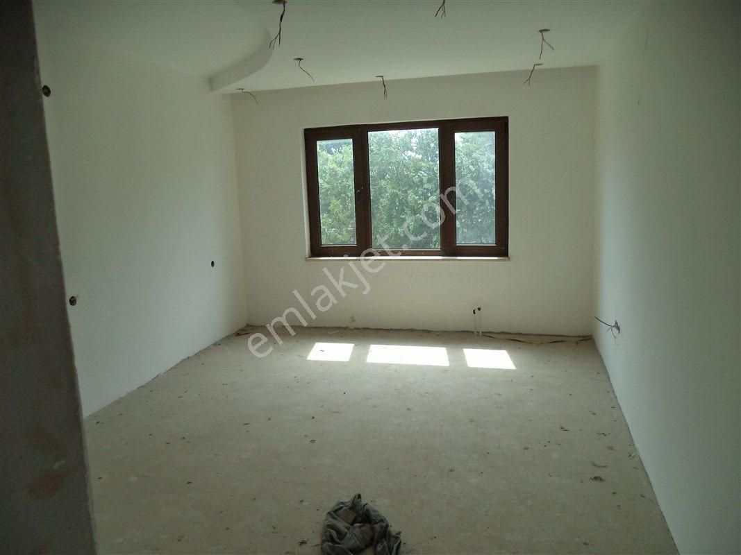 Mudanya Bademli'de Satılık 700 M2 Bahçeli Villa - Görsel 11