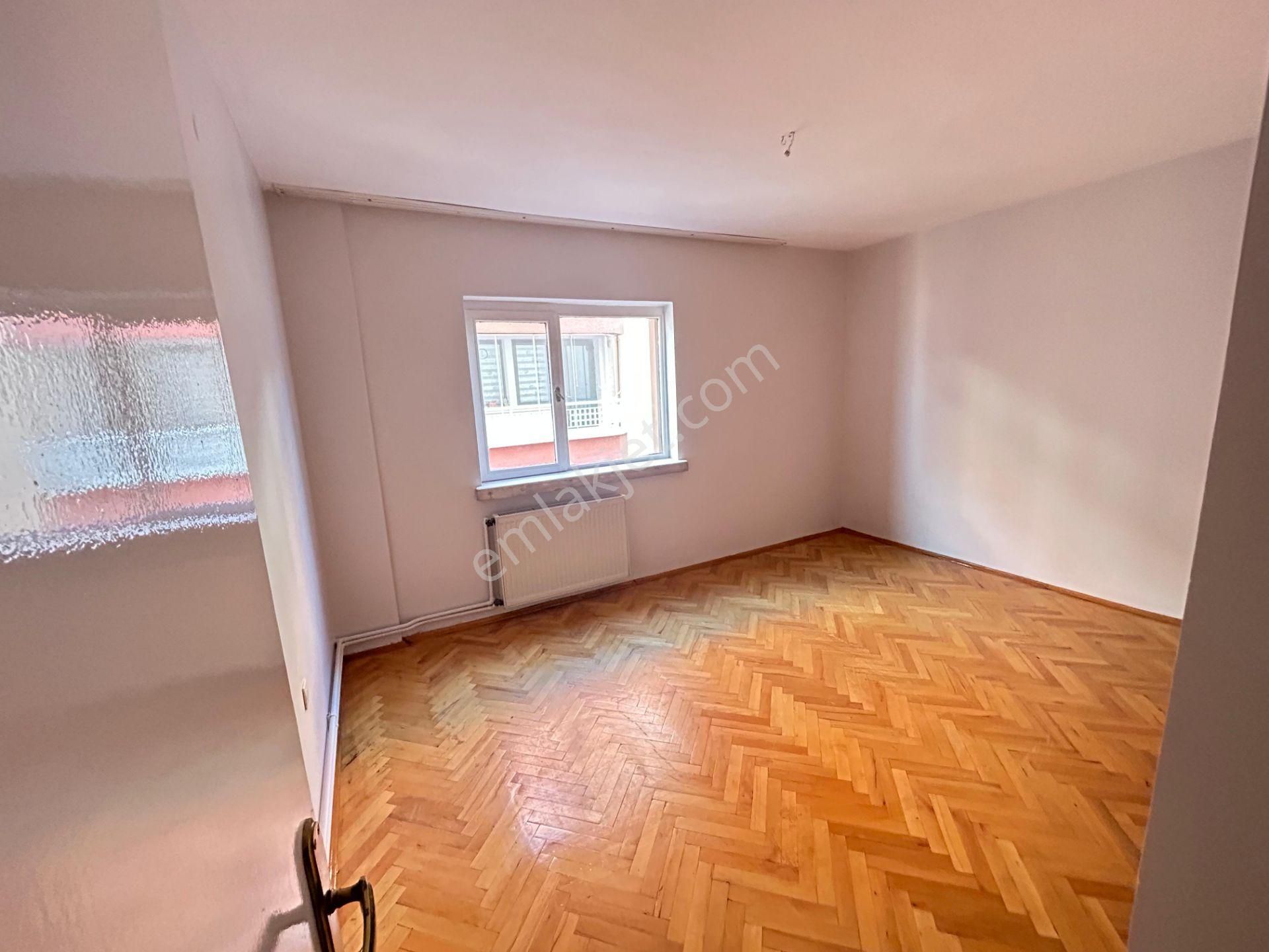 Taner'den Sokullu Cad'de 2+1 Orta Katta Manzaralı Salon Bağımsız - Görsel 30