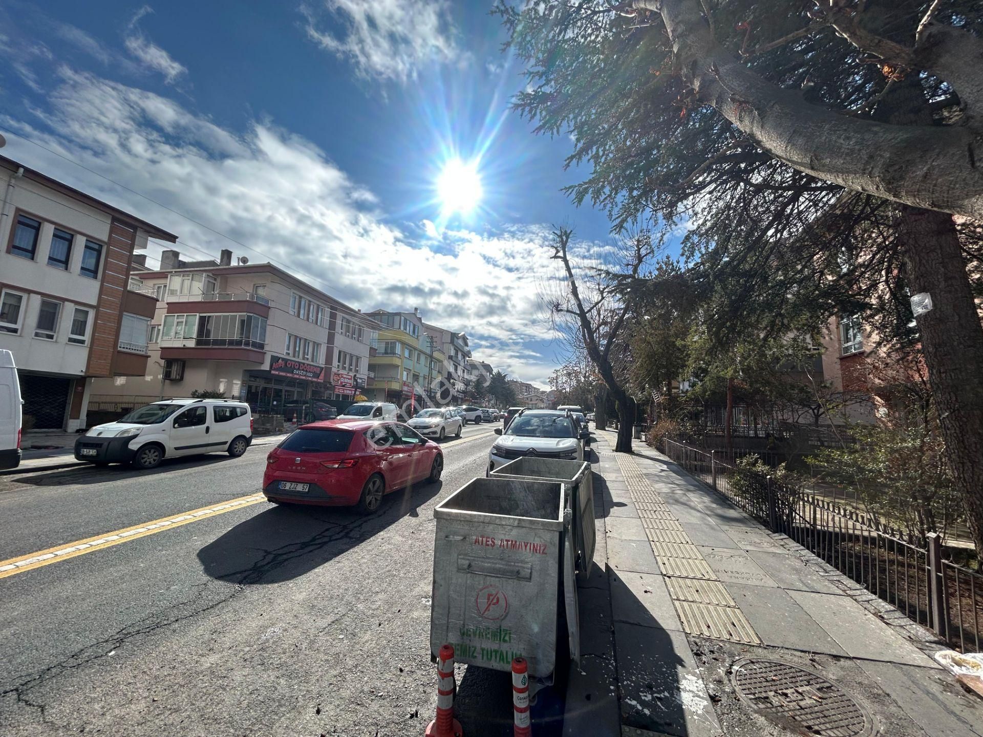 Taner'den Sokullu Cad'de 2+1 Orta Katta Manzaralı Salon Bağımsız - Görsel 6