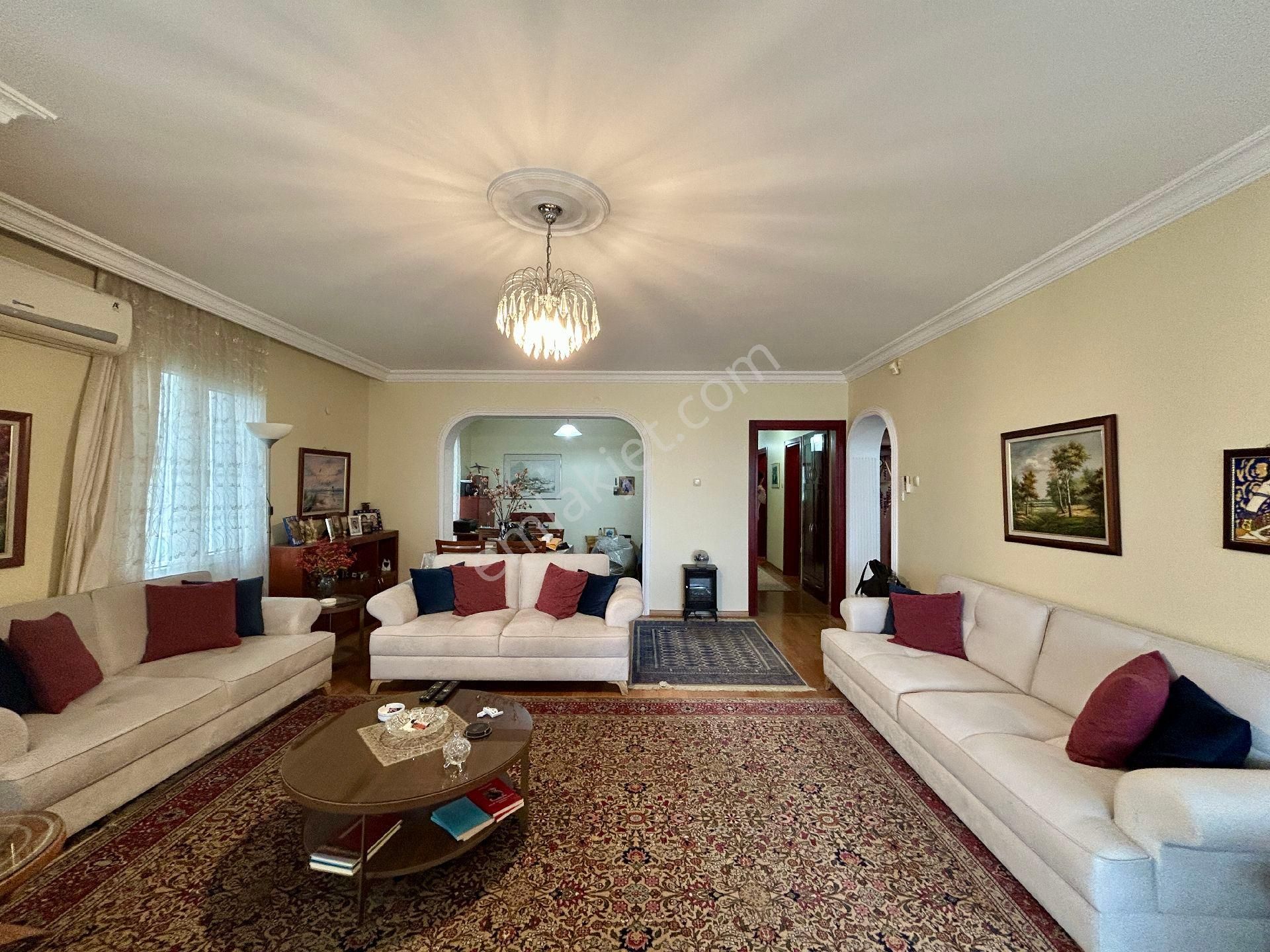 Kuşadası Bayraklıdede Mahallesi'nde 3+1 Satılık Daire Deniz Manzaralı - Görsel 13