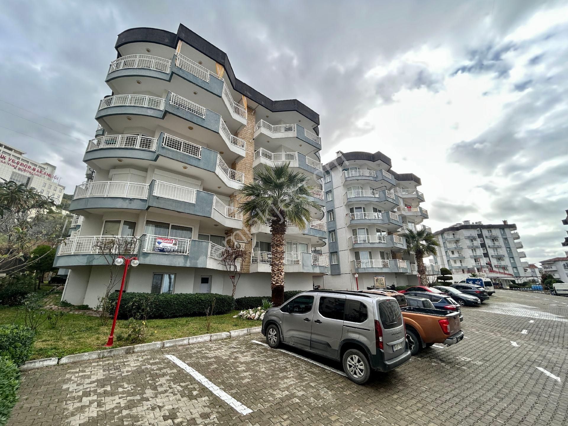 Kuşadası Bayraklıdede Mahallesi'nde 3+1 Satılık Daire Deniz Manzaralı - Görsel 32