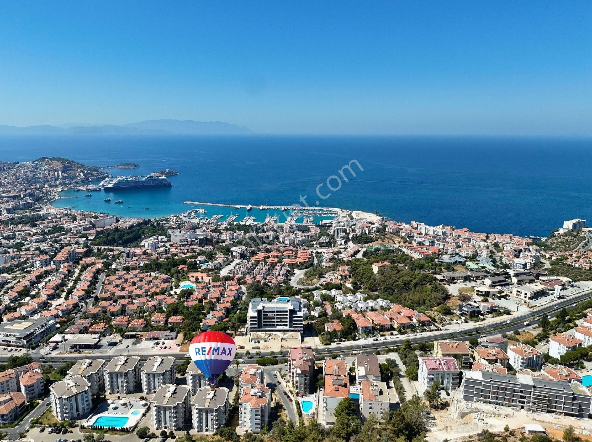 Kuşadası Bayraklıdede Mahallesi'nde 3+1 Satılık Daire Deniz Manzaralı - Görsel 11