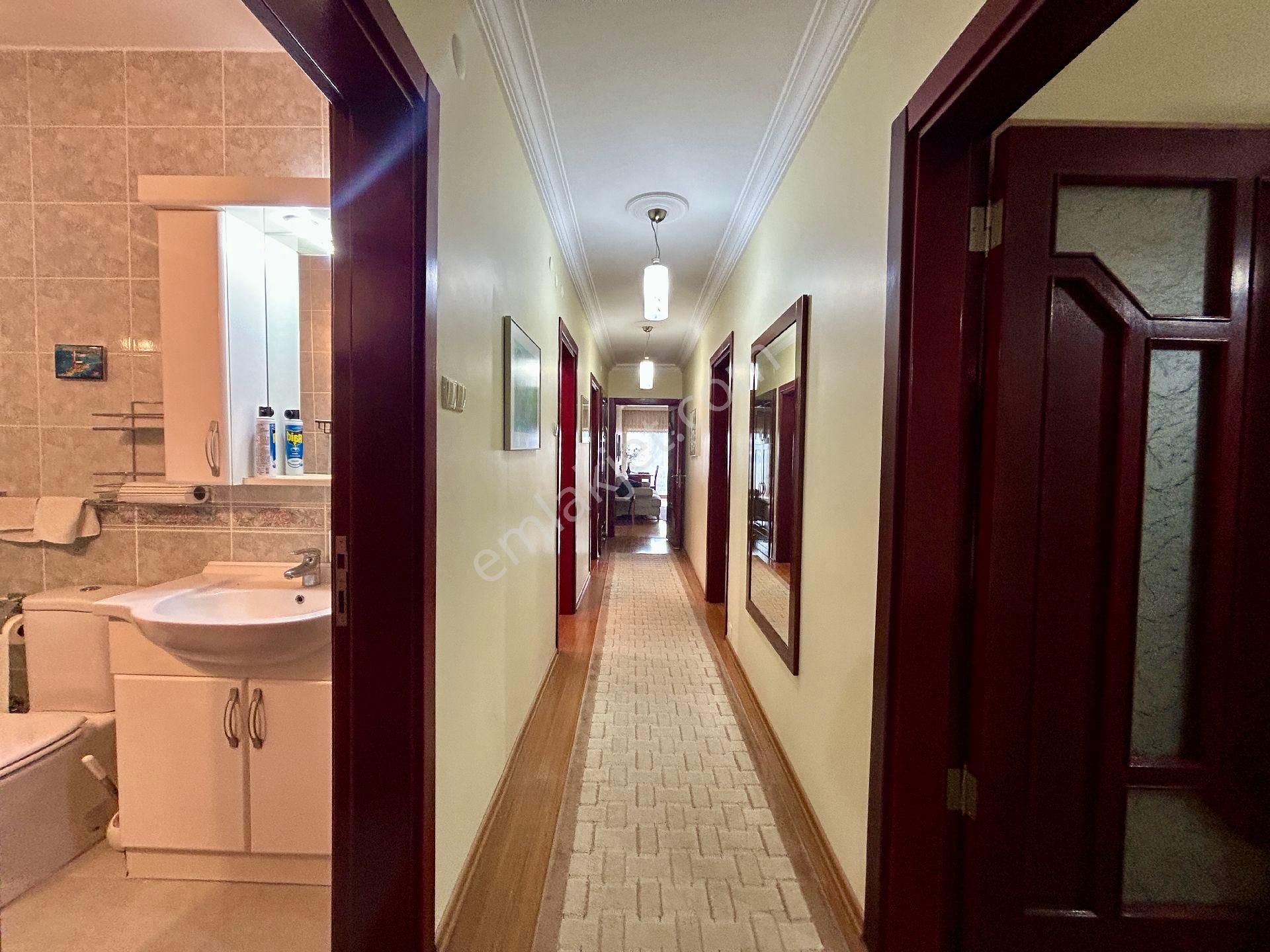 Kuşadası Bayraklıdede Mahallesi'nde 3+1 Satılık Daire Deniz Manzaralı - Görsel 19