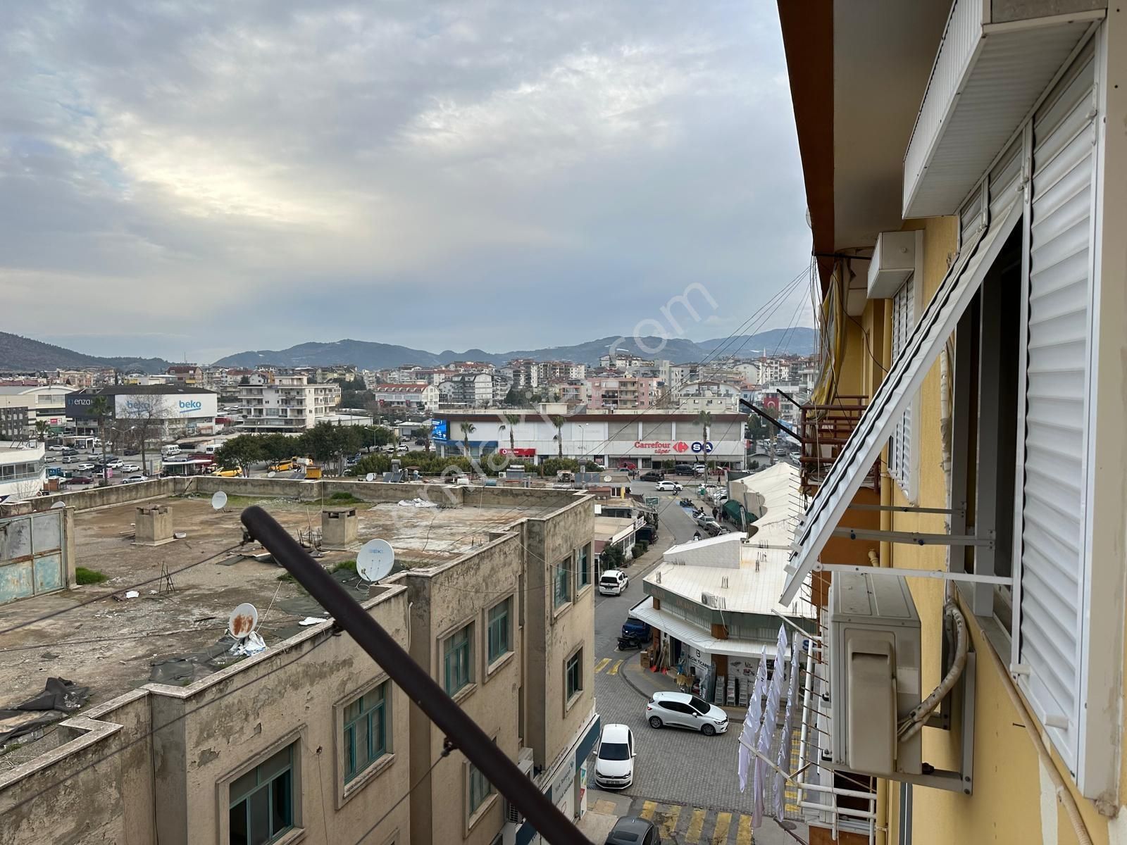 Merkezde Güney Cepheli Geniş 2+1 Ayrı Mutfaklı Daire - Görsel 7