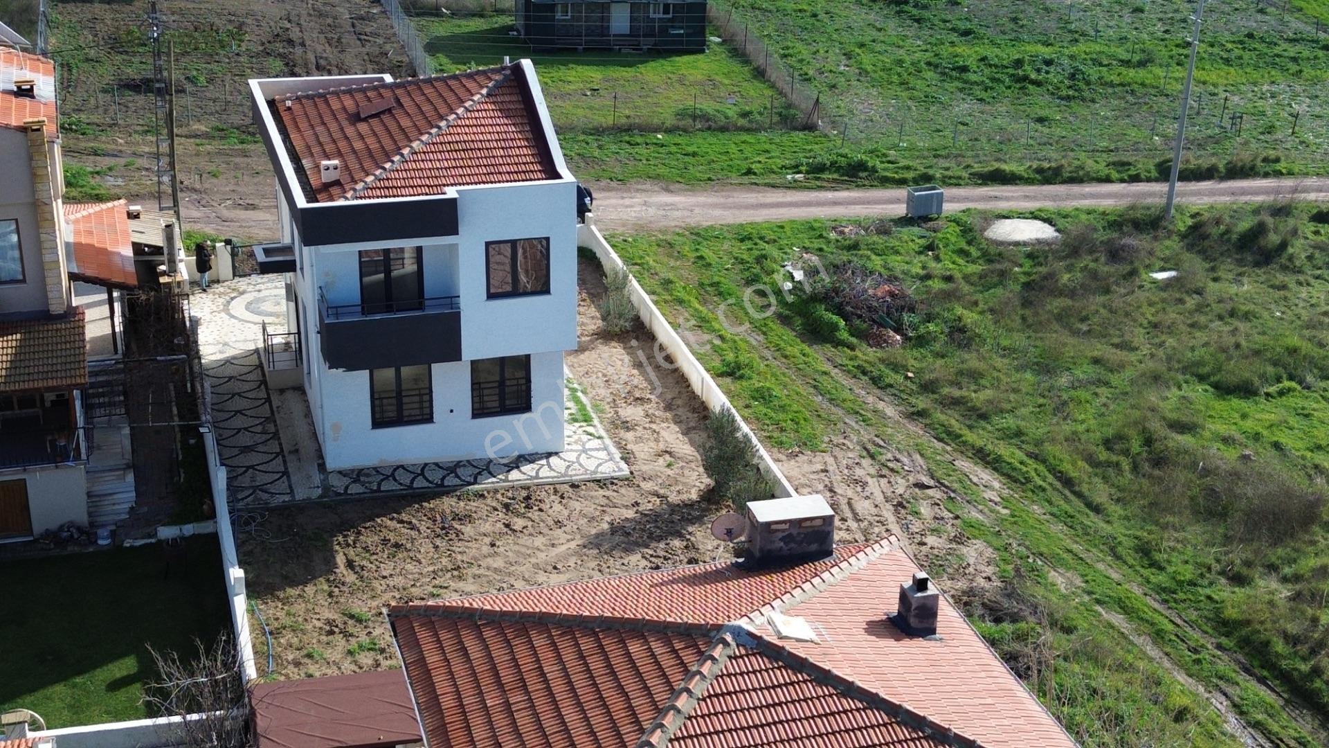 Çanakkale Yapıldak’ta Denize Yürüme Mesafesinde Satılık Sıfır 3+1 Villa - Görsel 7