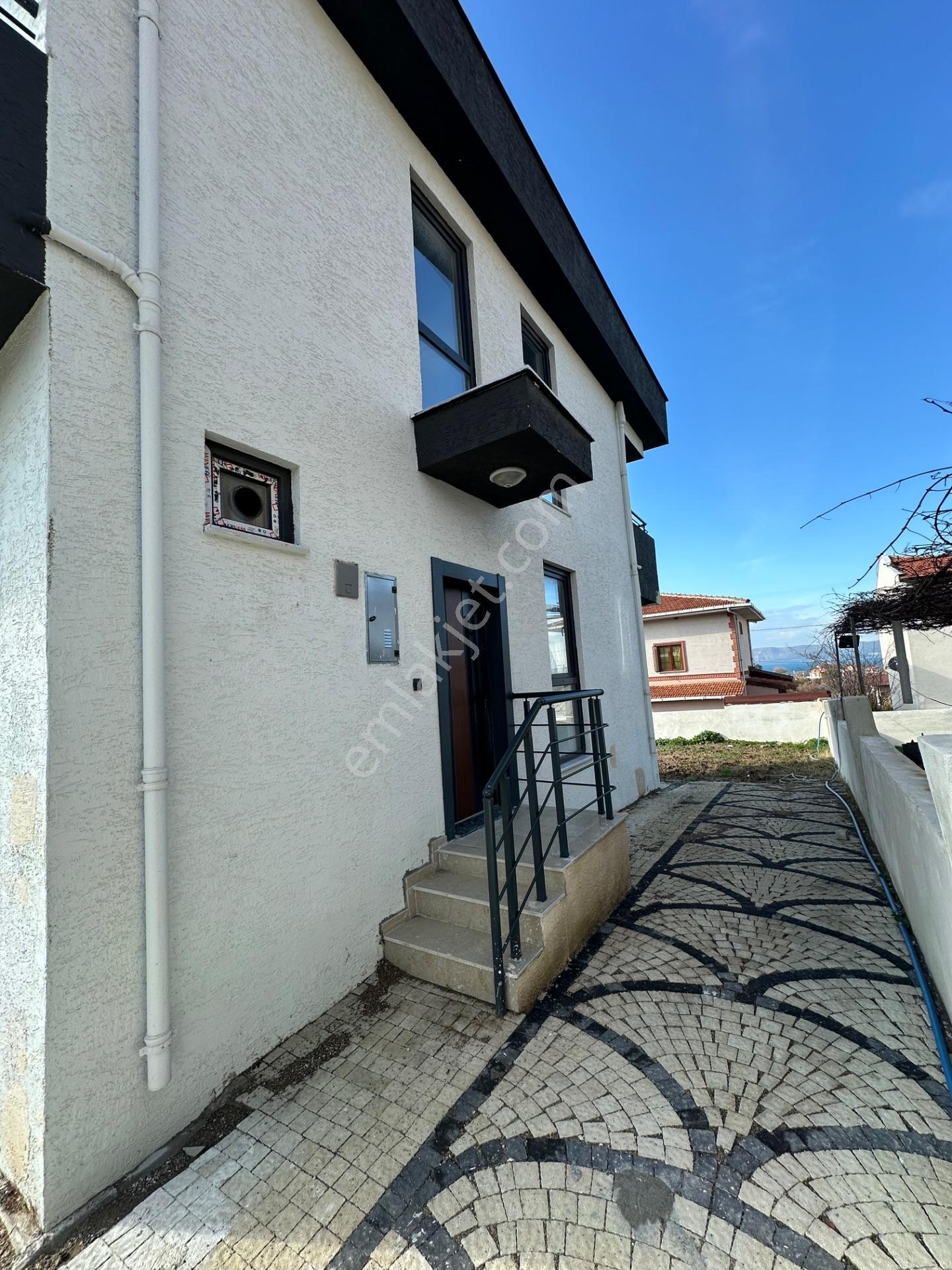 Çanakkale Yapıldak’ta Denize Yürüme Mesafesinde Satılık Sıfır 3+1 Villa - Görsel 9