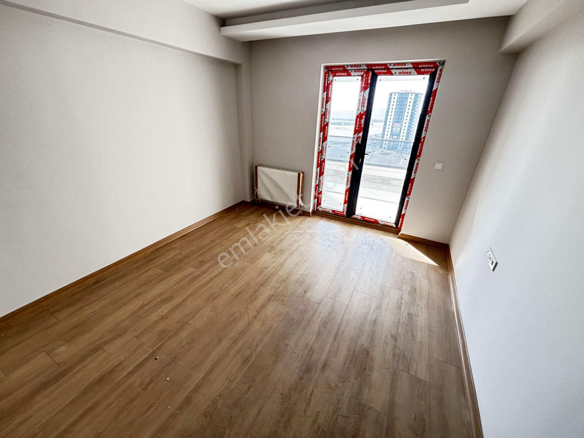 Yenimahalle Modern Başpınar Konutlarında 4+1 Sıfır Satılık Daire - Görsel 39