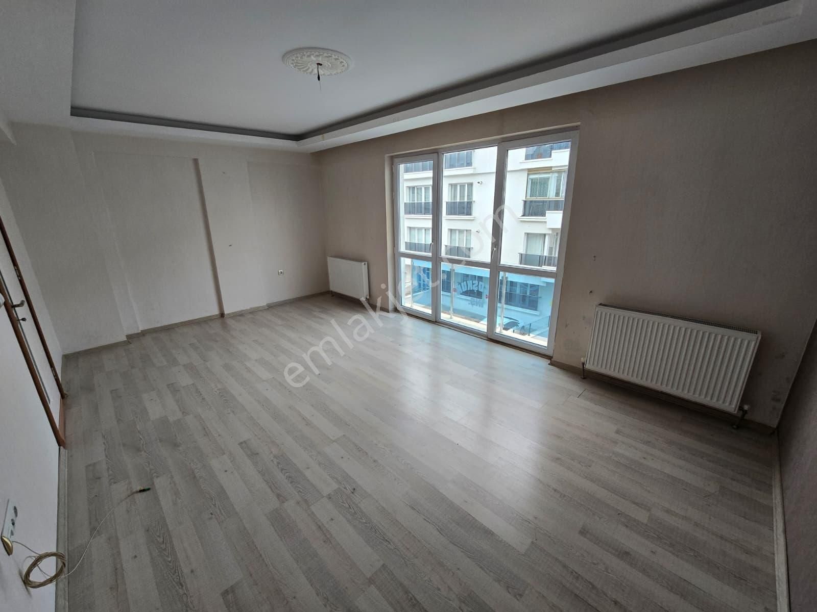 Topcu Mah Satılık 3+1 Asansörlü Yeni Bina Arakat Ön Cephe Daire - Görsel 3