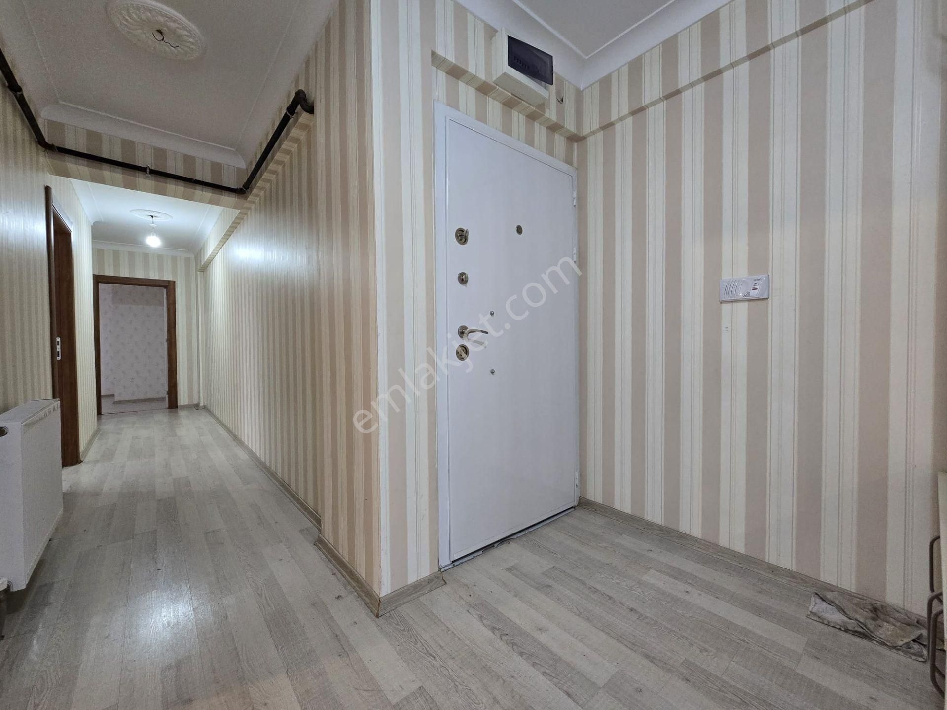 Topcu Mah Satılık 3+1 Asansörlü Yeni Bina Arakat Ön Cephe Daire - Görsel 24