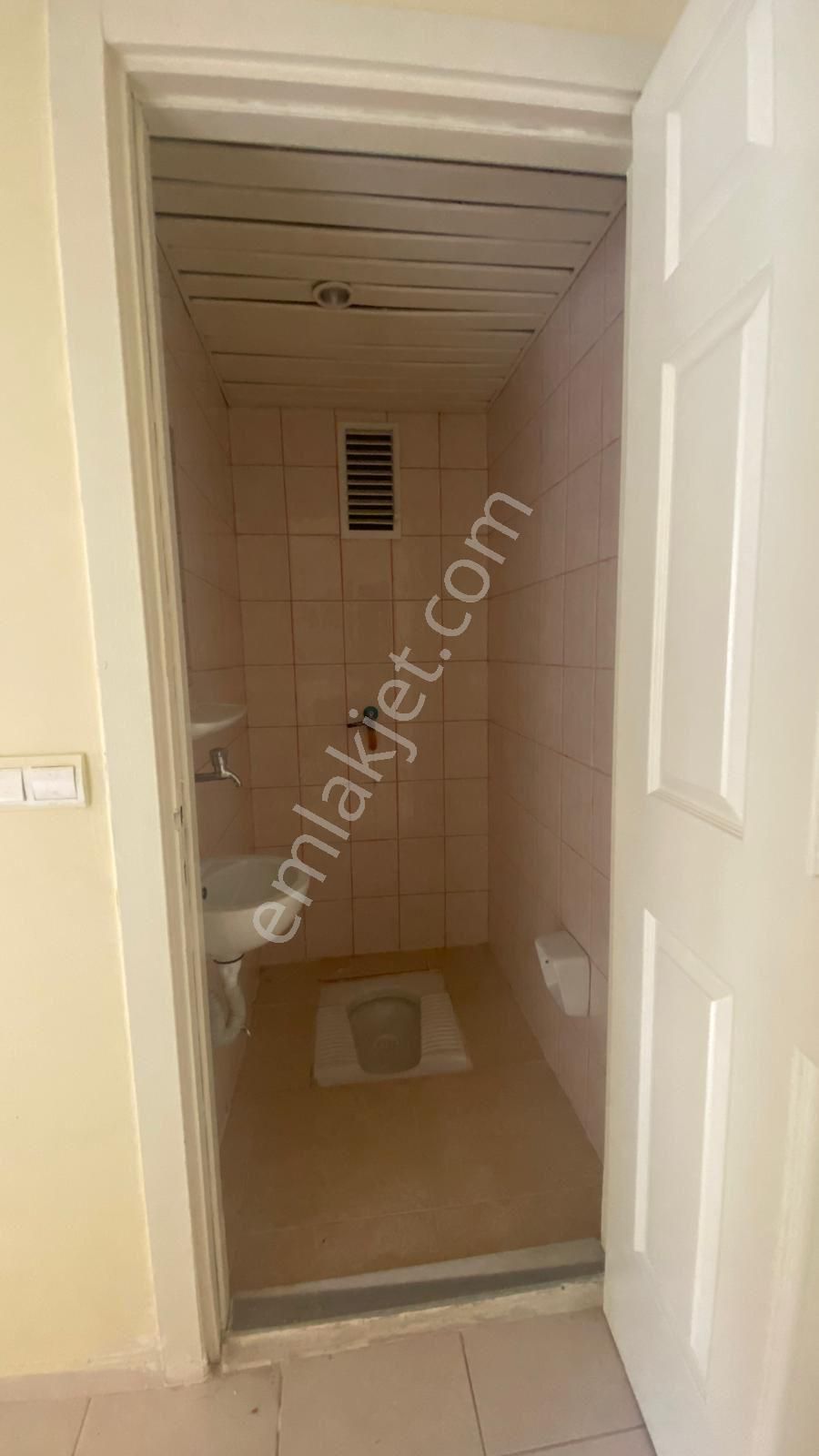 Adana Sarıçam Osmangazi Tokilerde Canlı Lokasyonda Doğalgazlı 2+1 Fırsat Kiralk Daire - Görsel 10