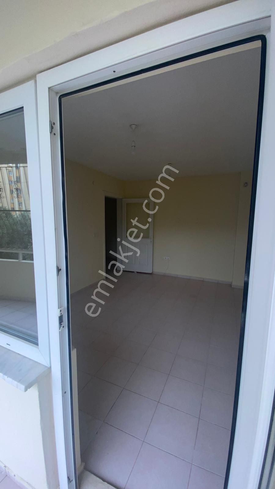 Adana Sarıçam Osmangazi Tokilerde Canlı Lokasyonda Doğalgazlı 2+1 Fırsat Kiralk Daire - Görsel 11