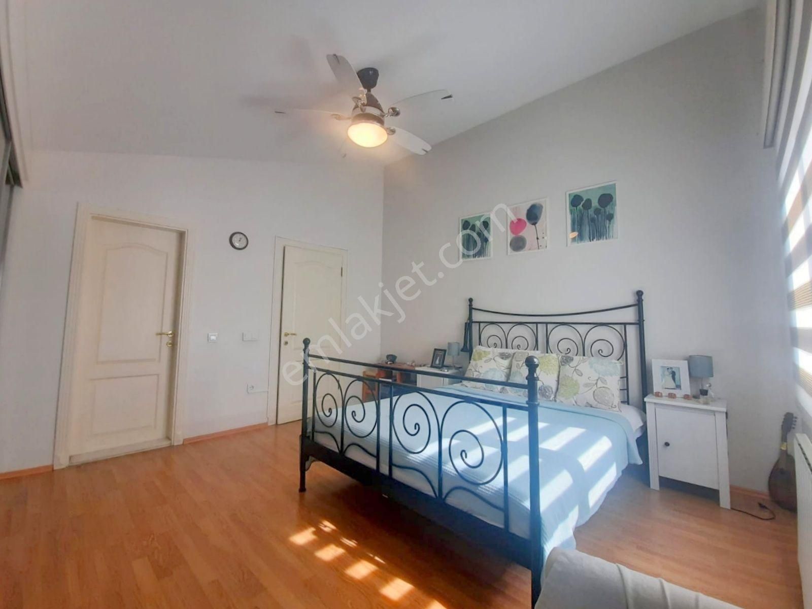 Mertcan'dan Çamlık Mah. Kanada Tipi Müstakil Lüks Villa - Görsel 18