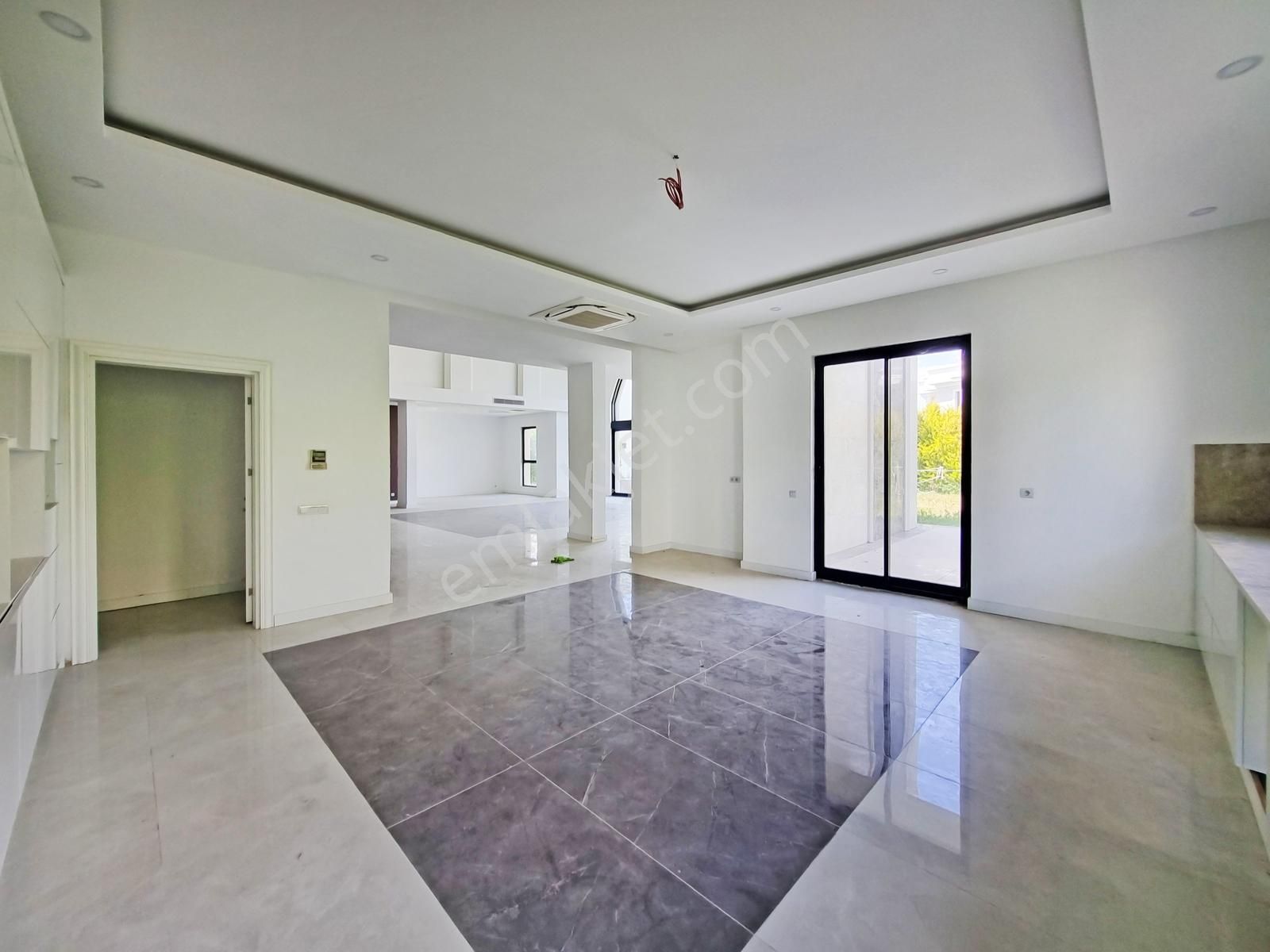 Gökhan Üçgün'den Château D'or Sitesi'nde Sıradışı 1024 M² Konak - Görsel 34