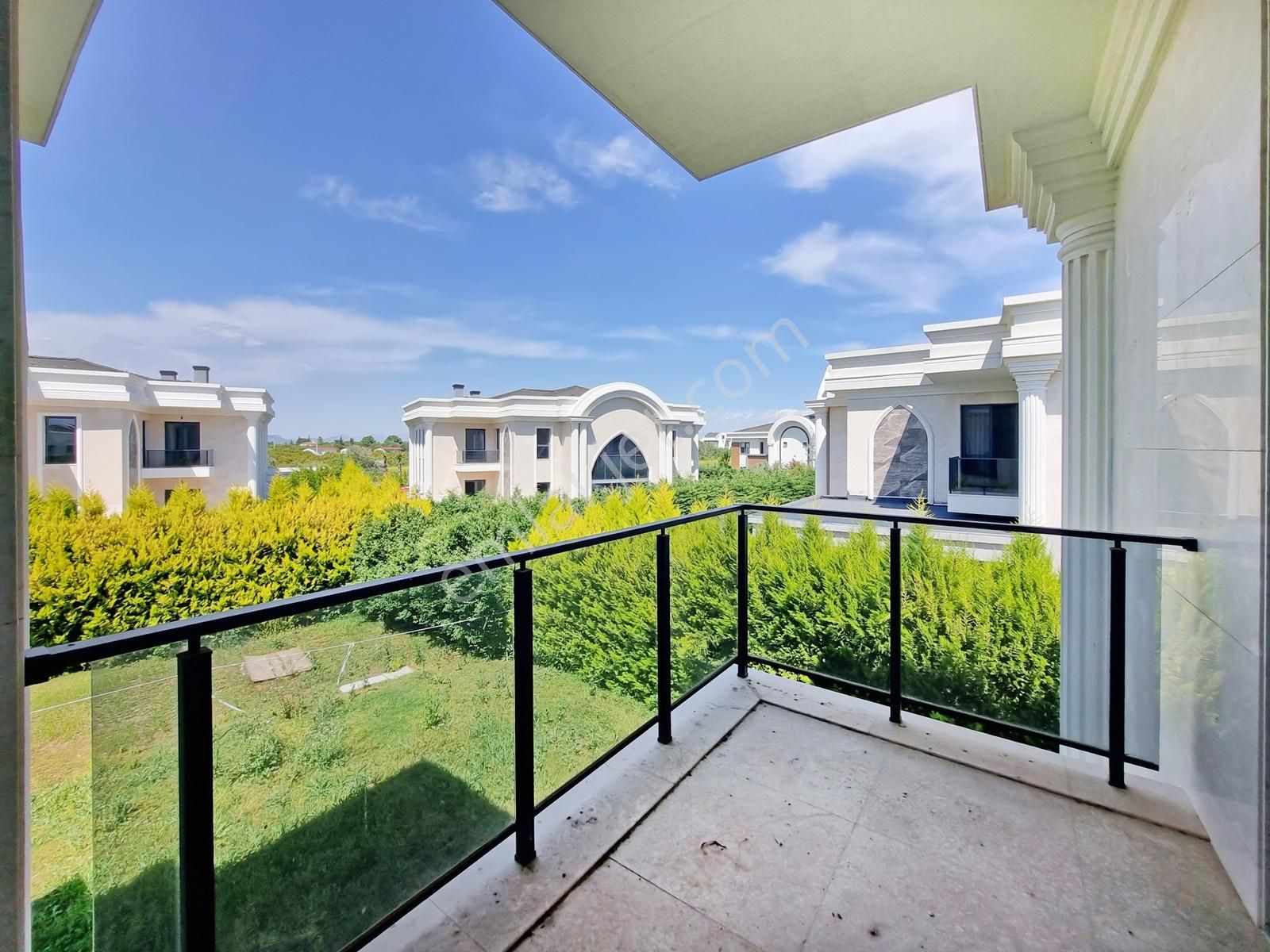 Gökhan Üçgün'den Château D'or Sitesi'nde Sıradışı 1024 M² Konak - Görsel 28