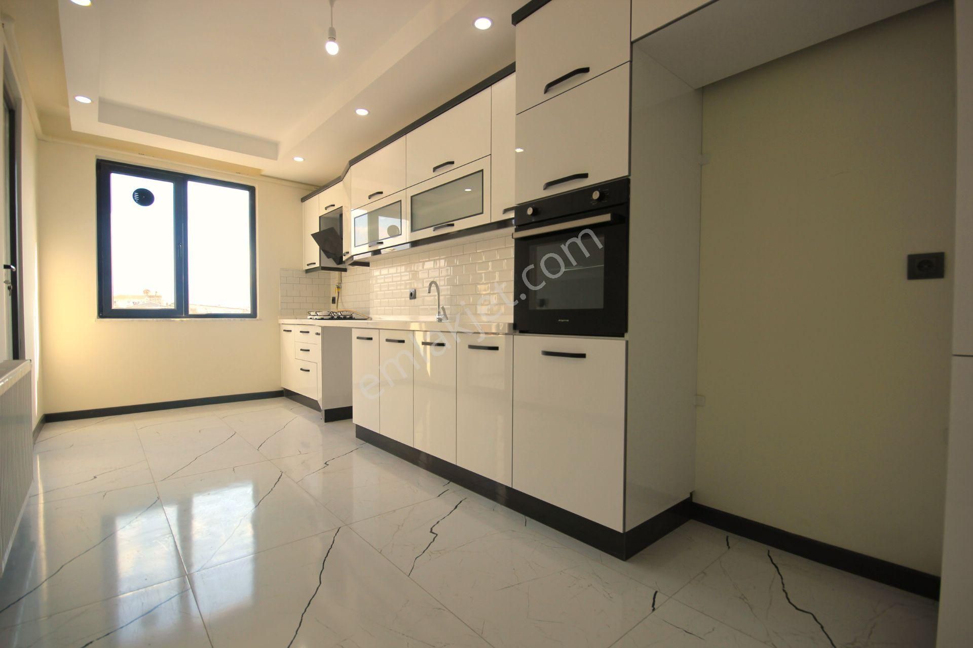 ⚡aktif'ten Kocacami'de Ebeveyn Banyolu 90 M2 Satılık 2+1 Daire ⚡