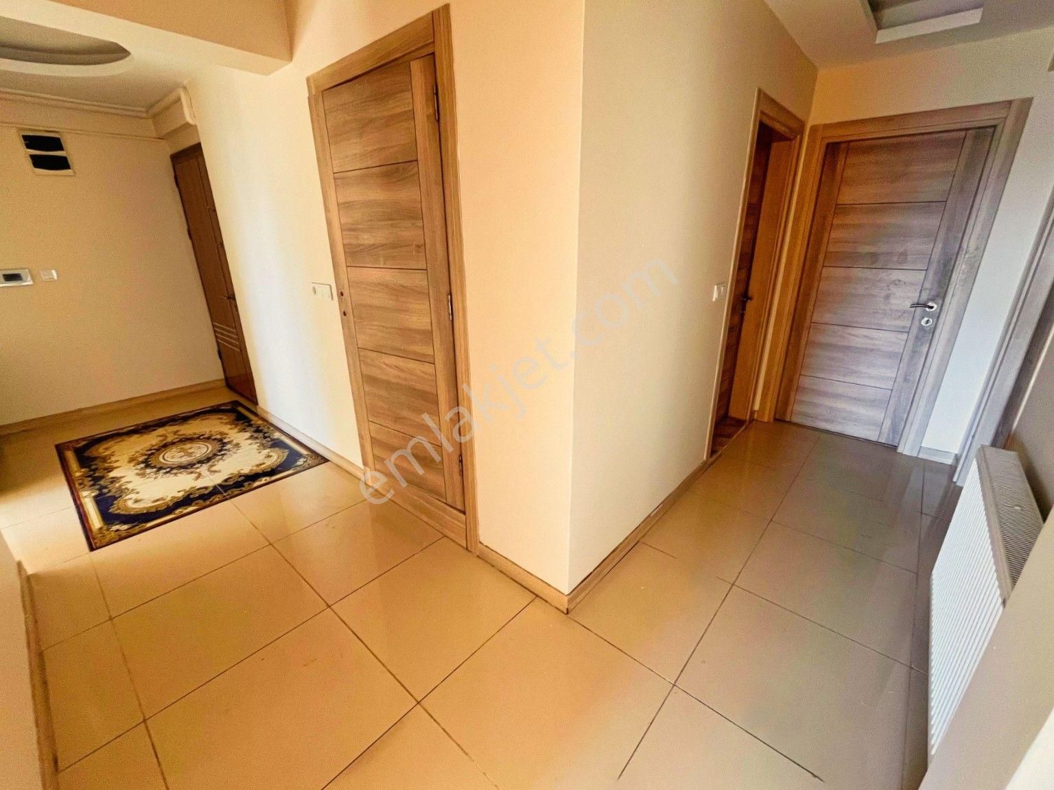 Akçay'da Aygül'den Site İçi Ayrı Mutfak Doğalgazlı Ebeveyn Banyolu Geniş Ve Ferah 3+1 Satılık Daire - Görsel 8
