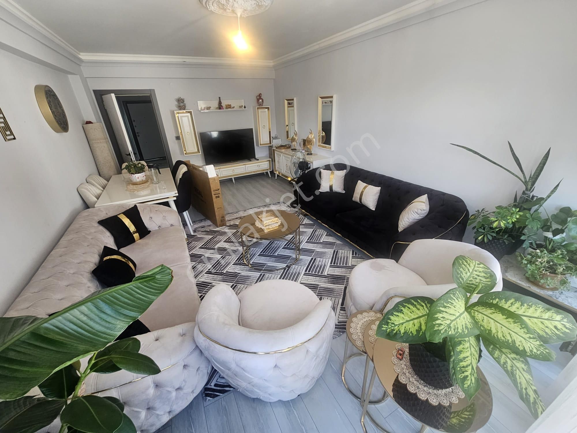 Aktif'ten Burhaniye Geriş Mahallesi'nde Ayrı Mutfak Geniş Ferah Satılık 2+1 Daire - Görsel 4