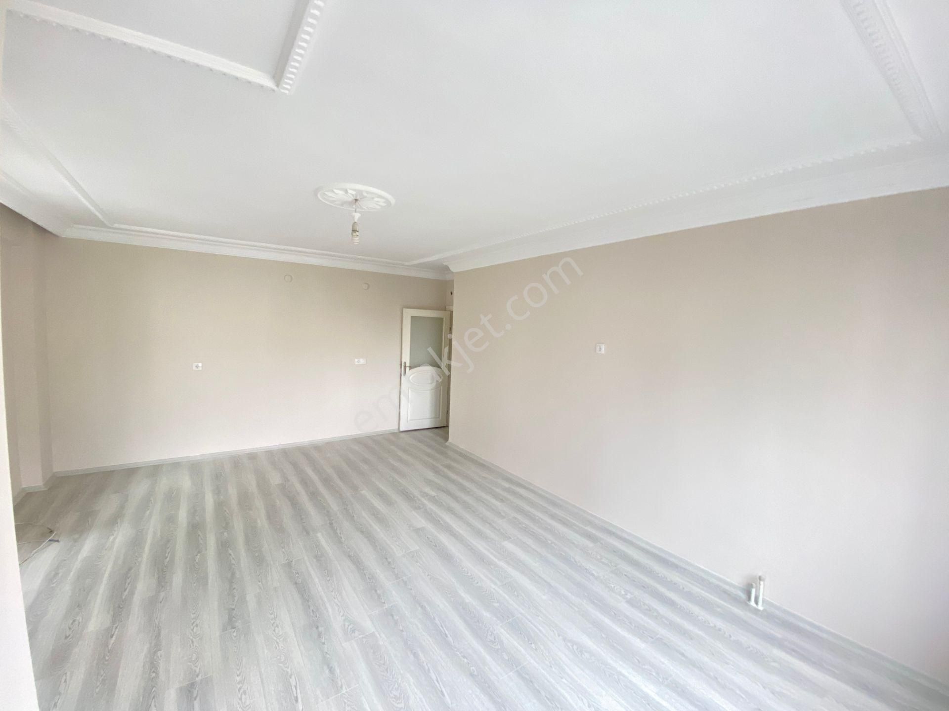 Prestij'den Cumhuriyet'te Asansörlü Full+full Yapılı 3+1 Daire - Görsel 14