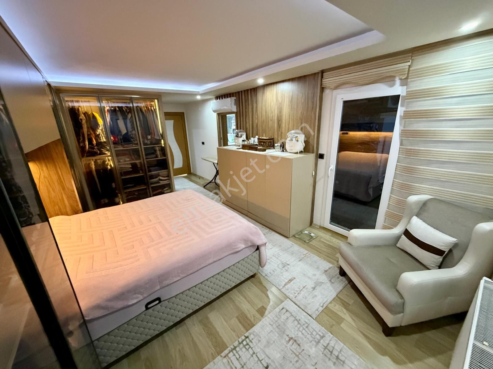 Kadınlar Denizi'nde Deniz Manzaralı 145m2 3+1 Daire! - Görsel 16