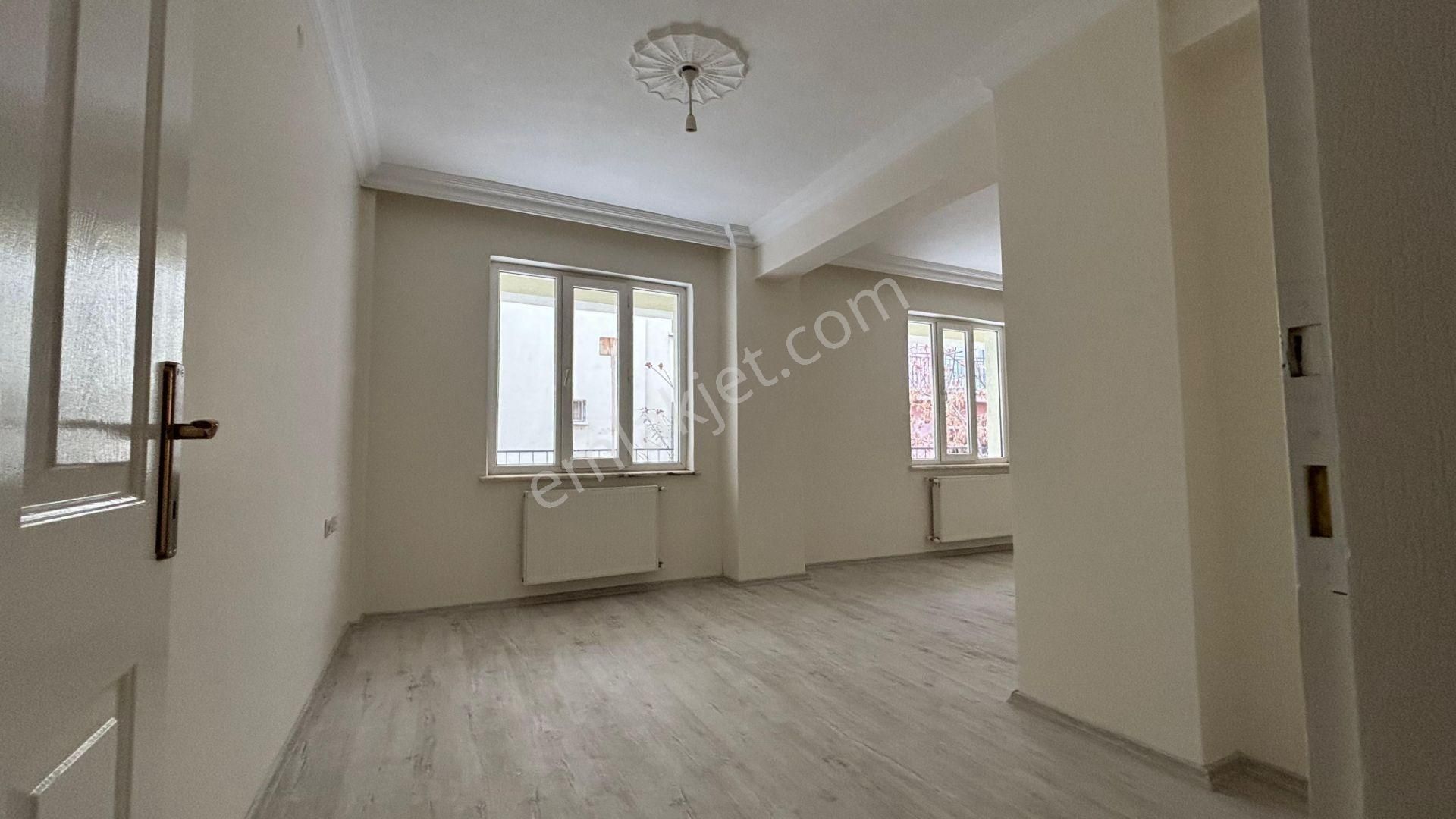 !!recep Ümit Emlak'tan Büyükdere Mahallesinde Atatürk Bulvarı Yakınında Extra Geniş 4+1 Daire!! - Görsel 12