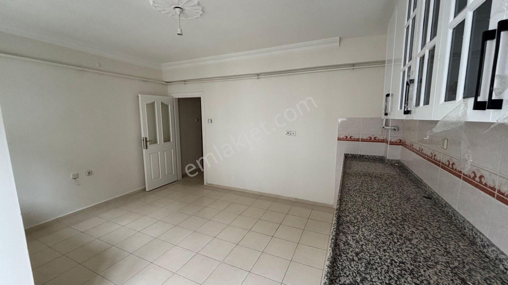 !!recep Ümit Emlak'tan Büyükdere Mahallesinde Atatürk Bulvarı Yakınında Extra Geniş 4+1 Daire!! - Görsel 7