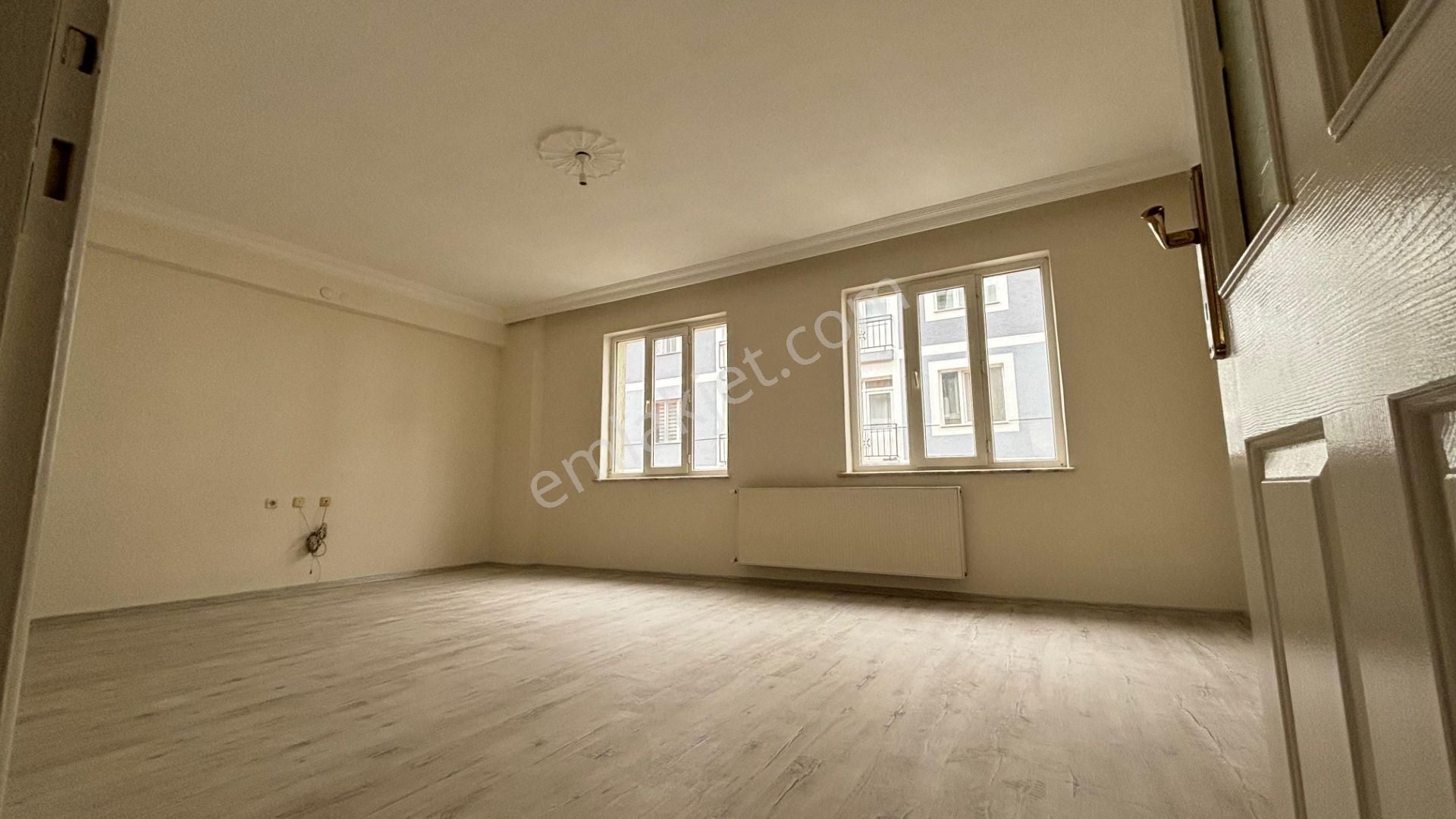 !!recep Ümit Emlak'tan Büyükdere Mahallesinde Atatürk Bulvarı Yakınında Extra Geniş 4+1 Daire!! - Görsel 16