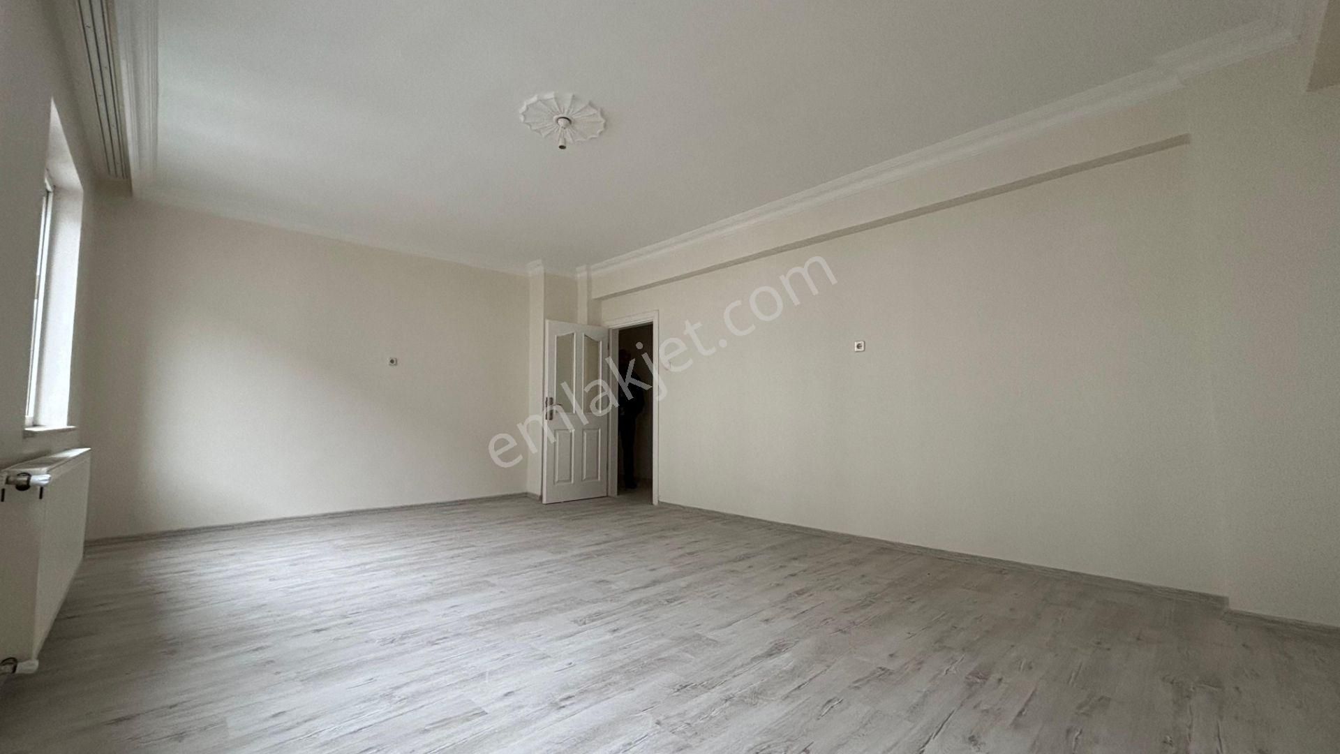 !!recep Ümit Emlak'tan Büyükdere Mahallesinde Atatürk Bulvarı Yakınında Extra Geniş 4+1 Daire!! - Görsel 20