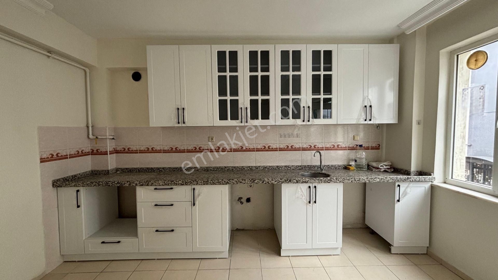 !!recep Ümit Emlak'tan Büyükdere Mahallesinde Atatürk Bulvarı Yakınında Extra Geniş 4+1 Daire!! - Görsel 2