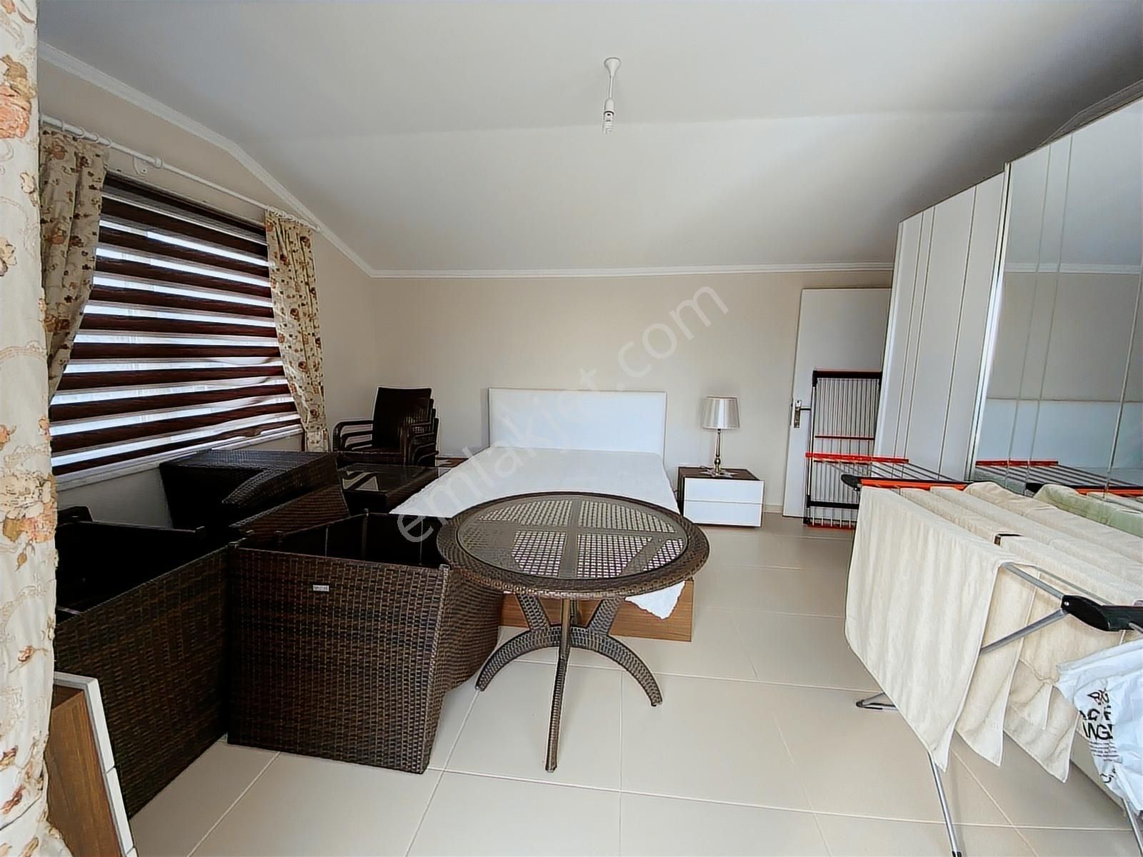 Alanya Tosmur'da Site İçi Eşyalı Satılık 4+1 Dubleks Daire - Görsel 20