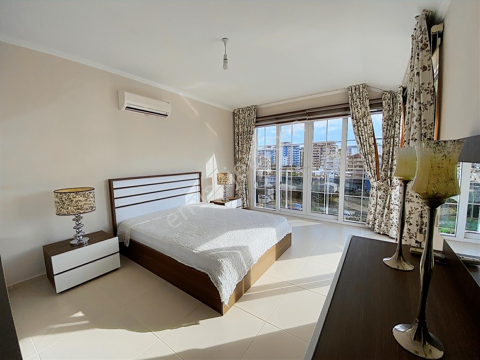 Alanya Tosmur'da Site İçi Eşyalı Satılık 4+1 Dubleks Daire - Görsel 15