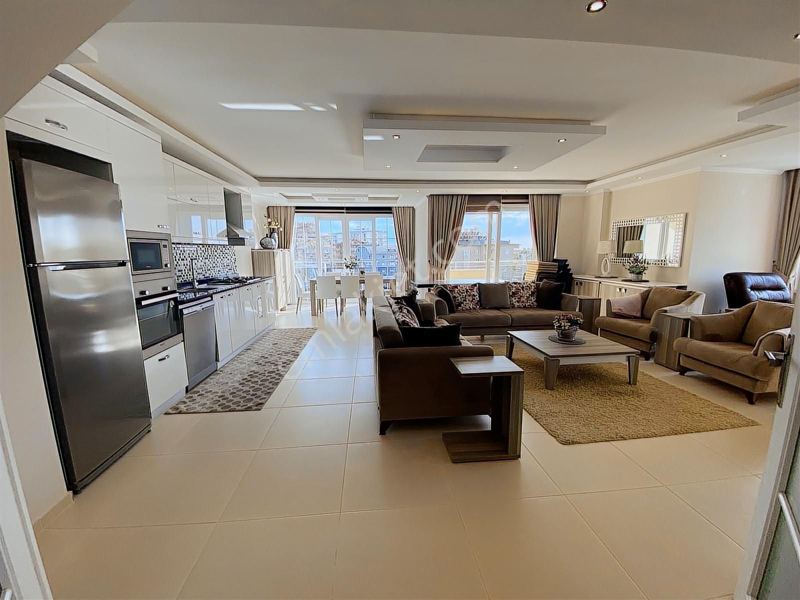 Alanya Tosmur'da Site İçi Eşyalı Satılık 4+1 Dubleks Daire - Görsel 3