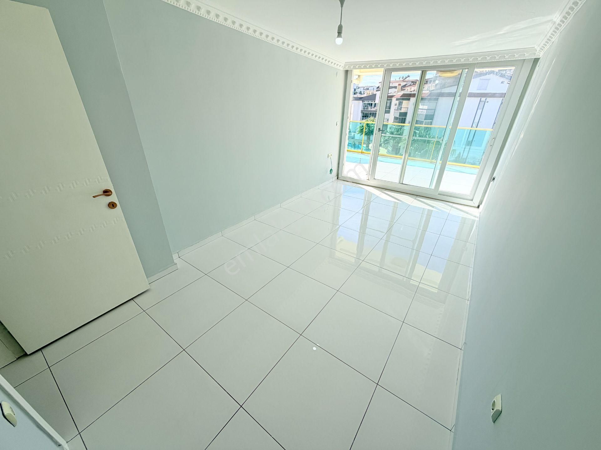 Didim Altınkum'da Denize 800m Havuzlu Sitede 3+1 Dubleks Daire - Görsel 11