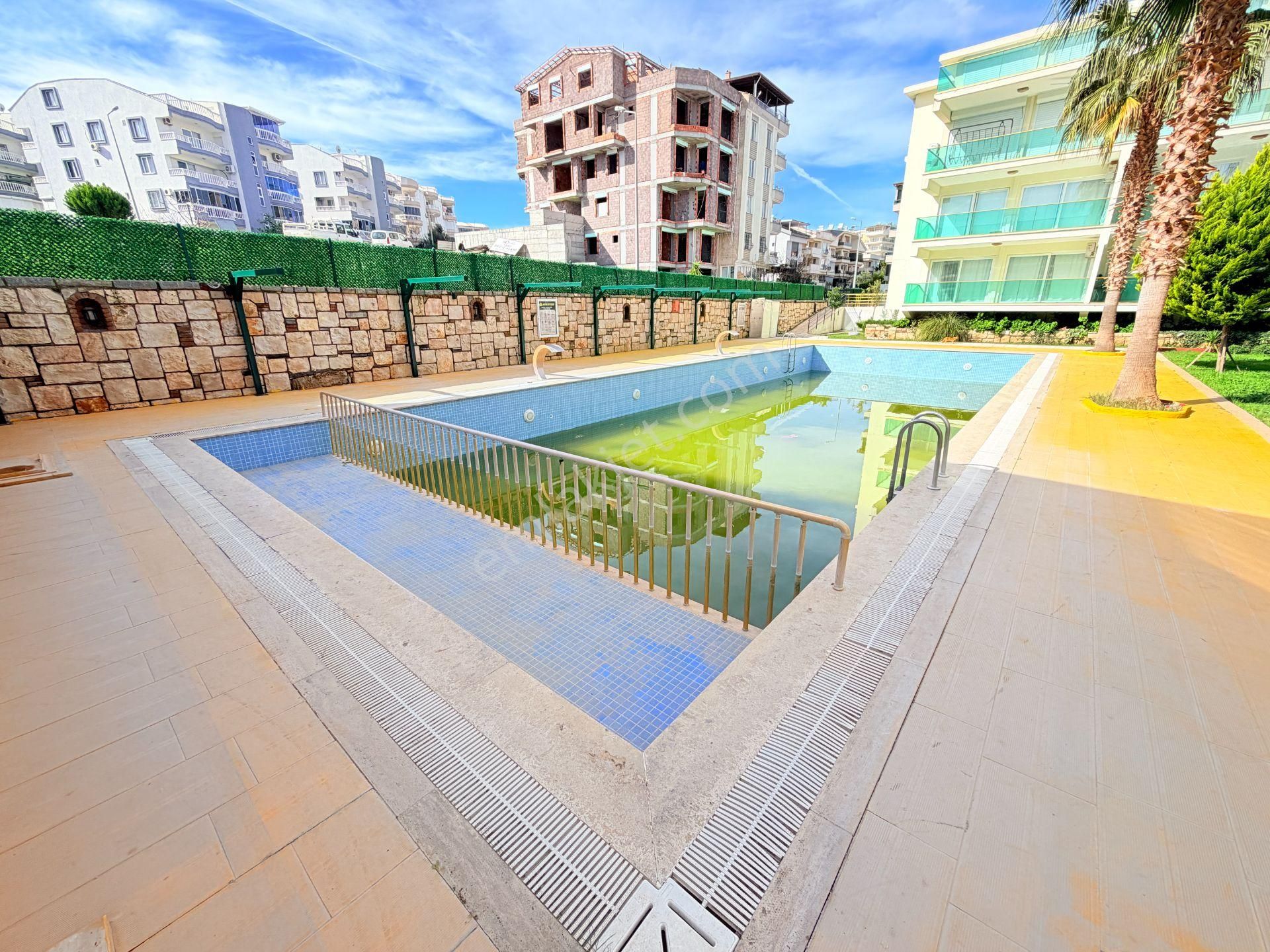 Didim Altınkum'da Denize 800m Havuzlu Sitede 3+1 Dubleks Daire - Görsel 35