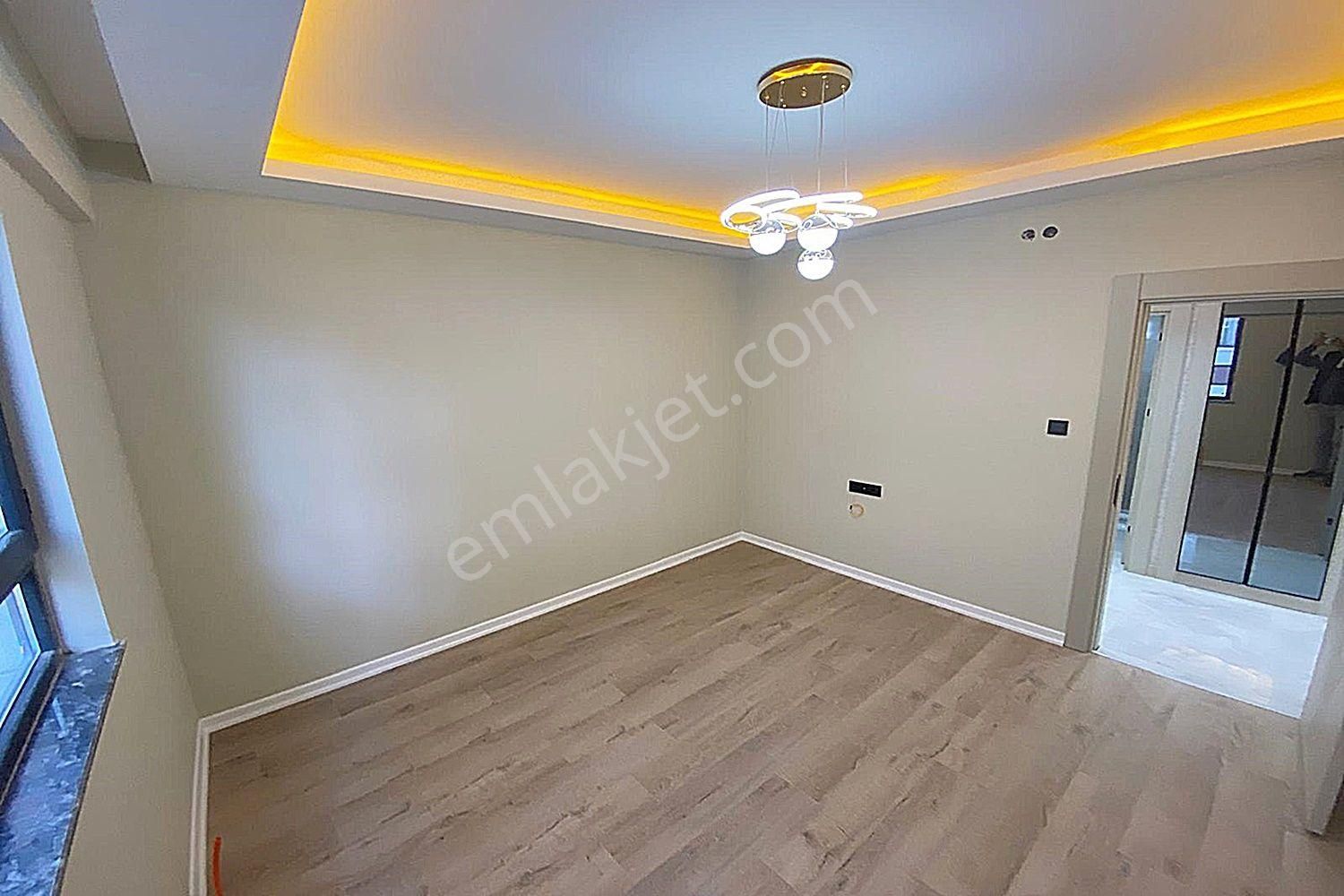 Karakaya'da Avantajlı Konumda Lüks Yapılı Ara Katta Daire - Görsel 22