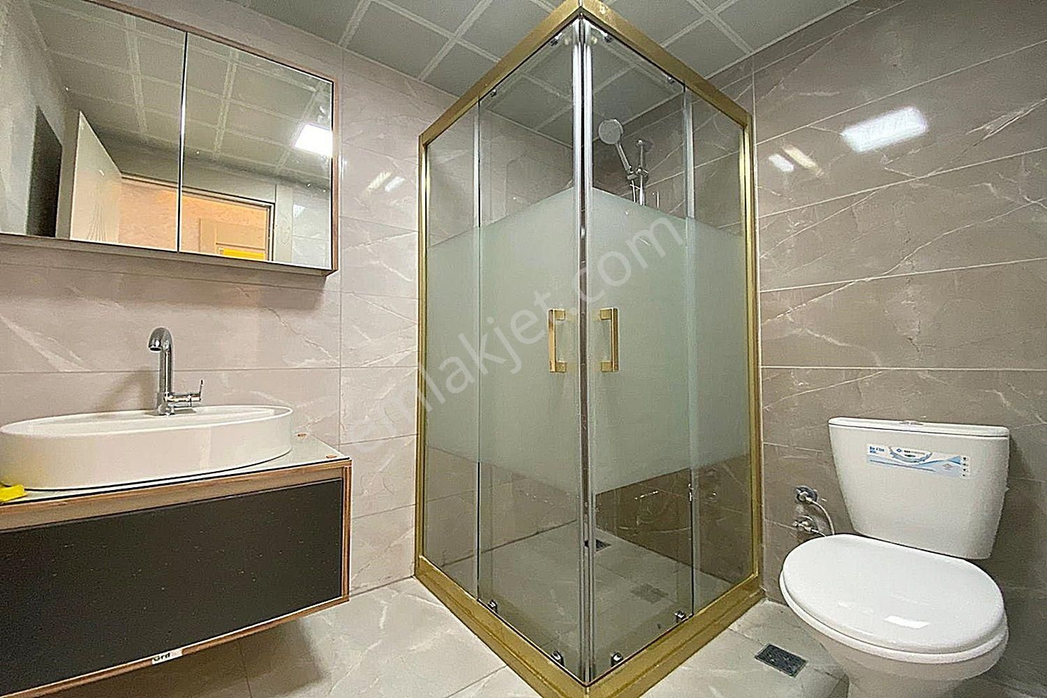 Karakaya'da Avantajlı Konumda Lüks Yapılı Ara Katta Daire - Görsel 26