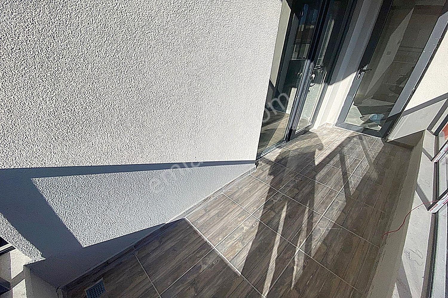 Karakaya'da Avantajlı Konumda Lüks Yapılı Ara Katta Daire - Görsel 15