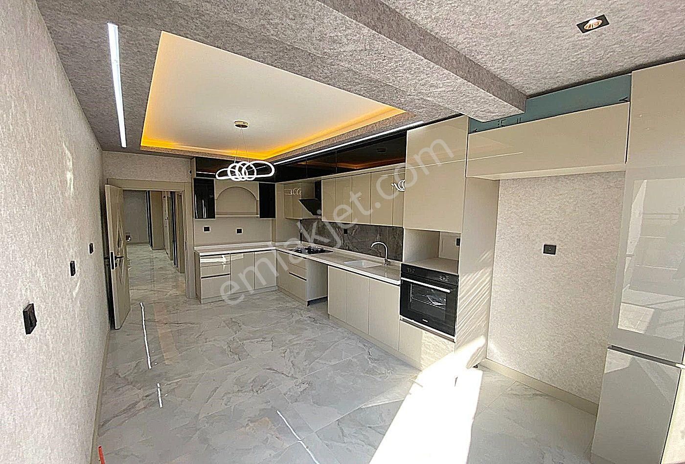 Karakaya'da Avantajlı Konumda Lüks Yapılı Ara Katta Daire - Görsel 4