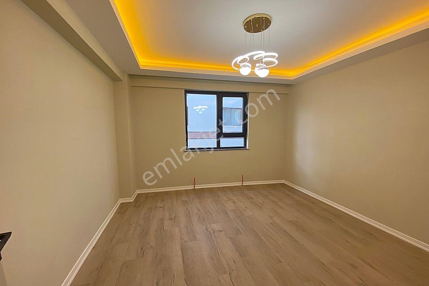 Karakaya'da Avantajlı Konumda Lüks Yapılı Ara Katta Daire - Görsel 23