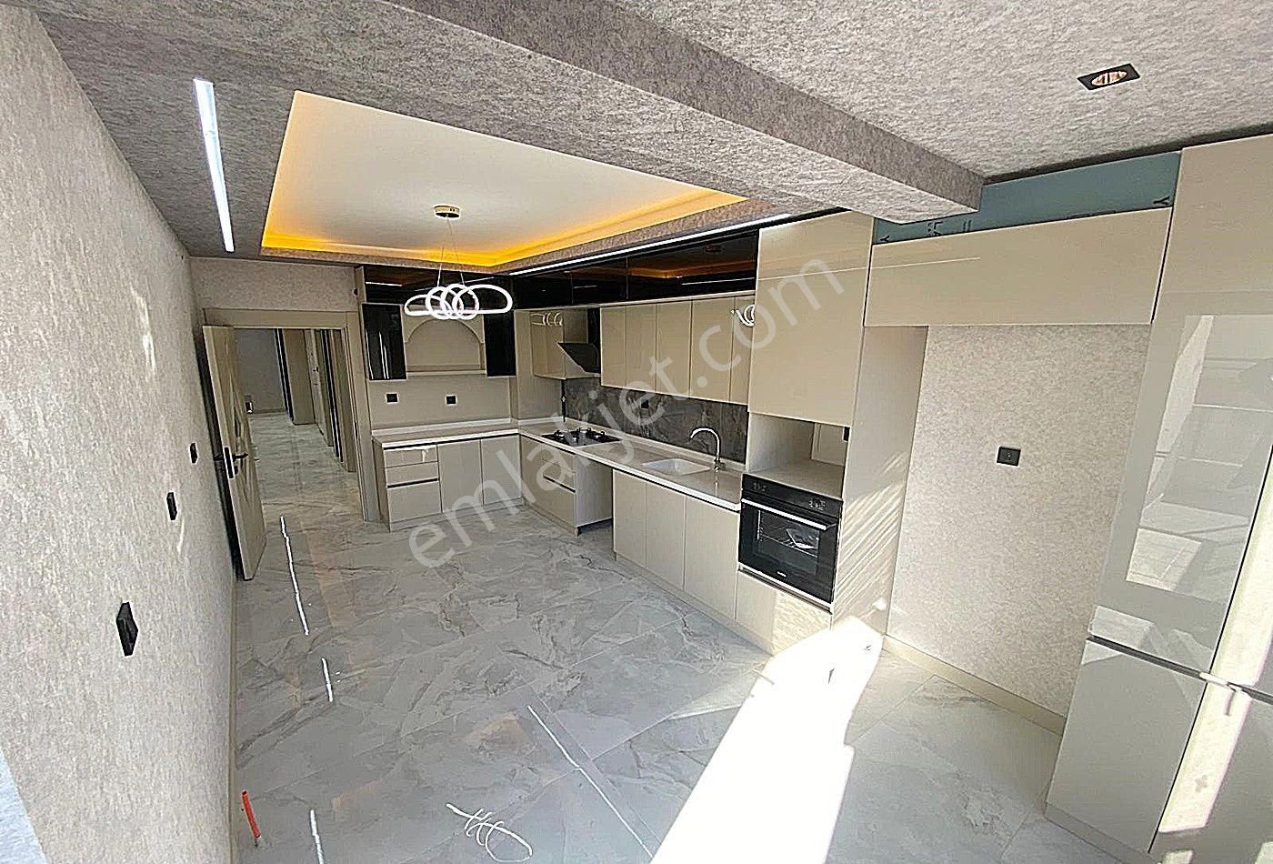 Karakaya'da Avantajlı Konumda Lüks Yapılı Ara Katta Daire - Görsel 6