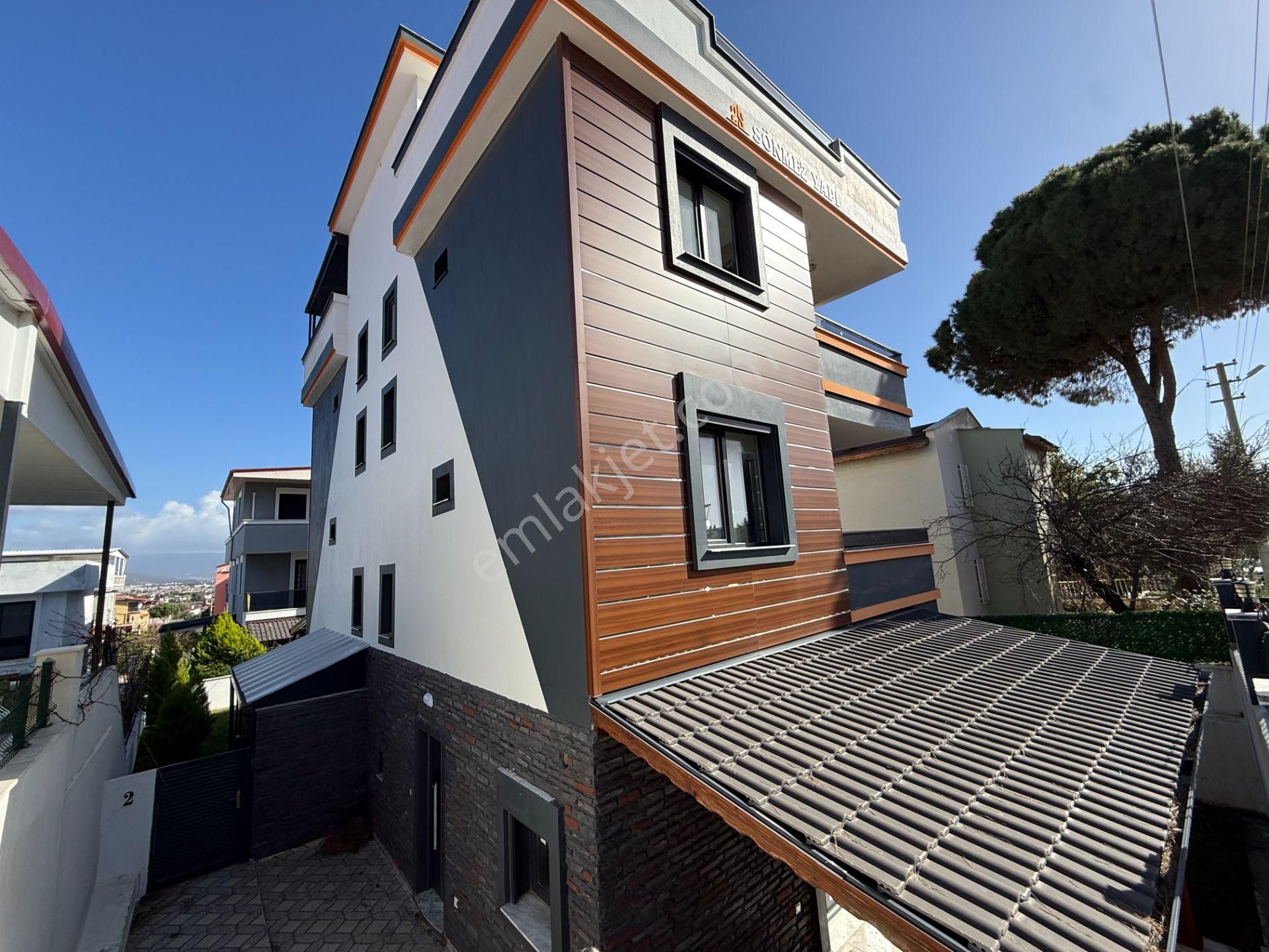 Seferıhısar Doğanbey'de Satılık Sıfır Genıs Müstakil 4+1 Villa - Görsel 3