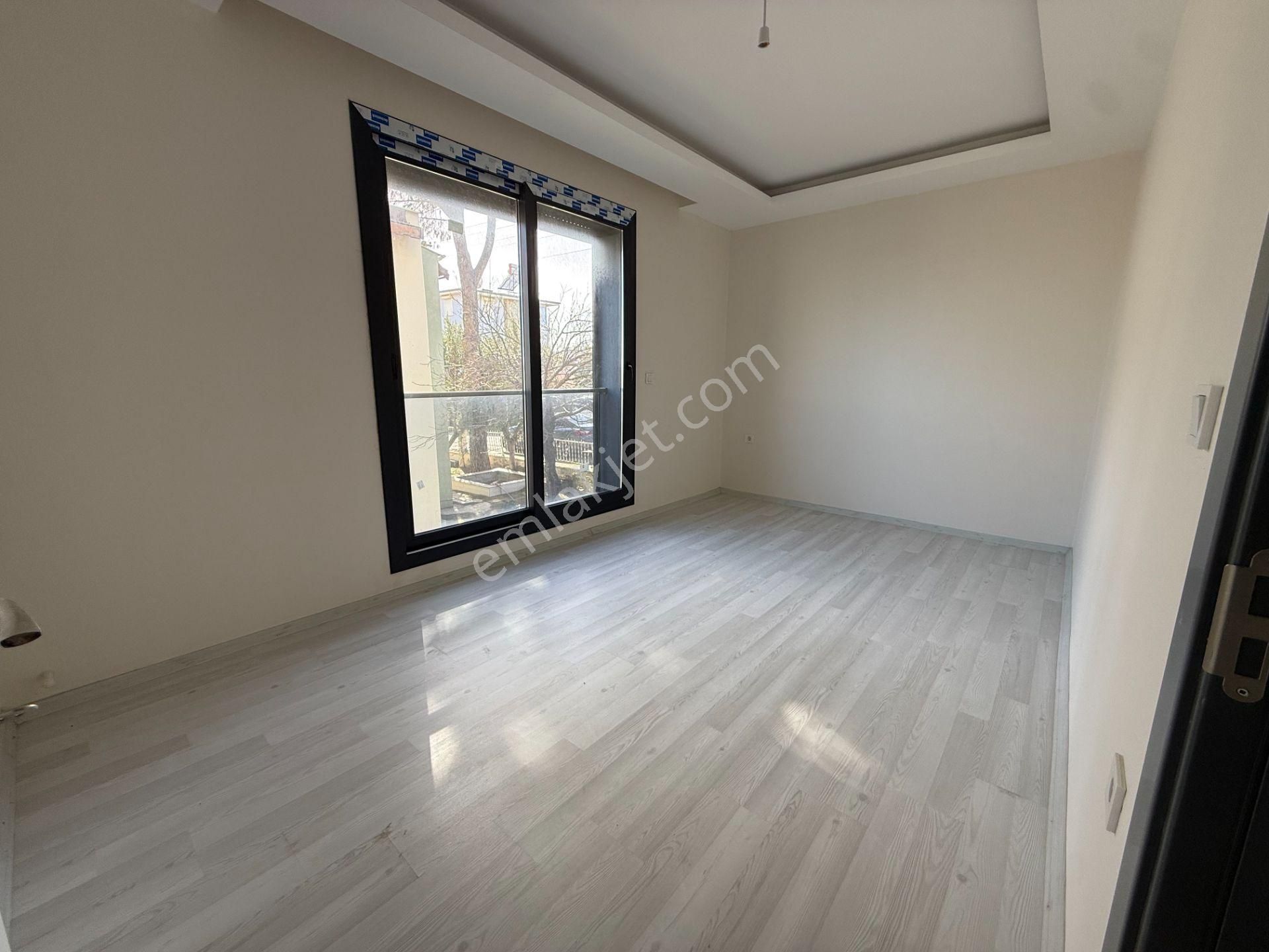 Seferıhısar Doğanbey'de Satılık Sıfır Genıs Müstakil 4+1 Villa - Görsel 16