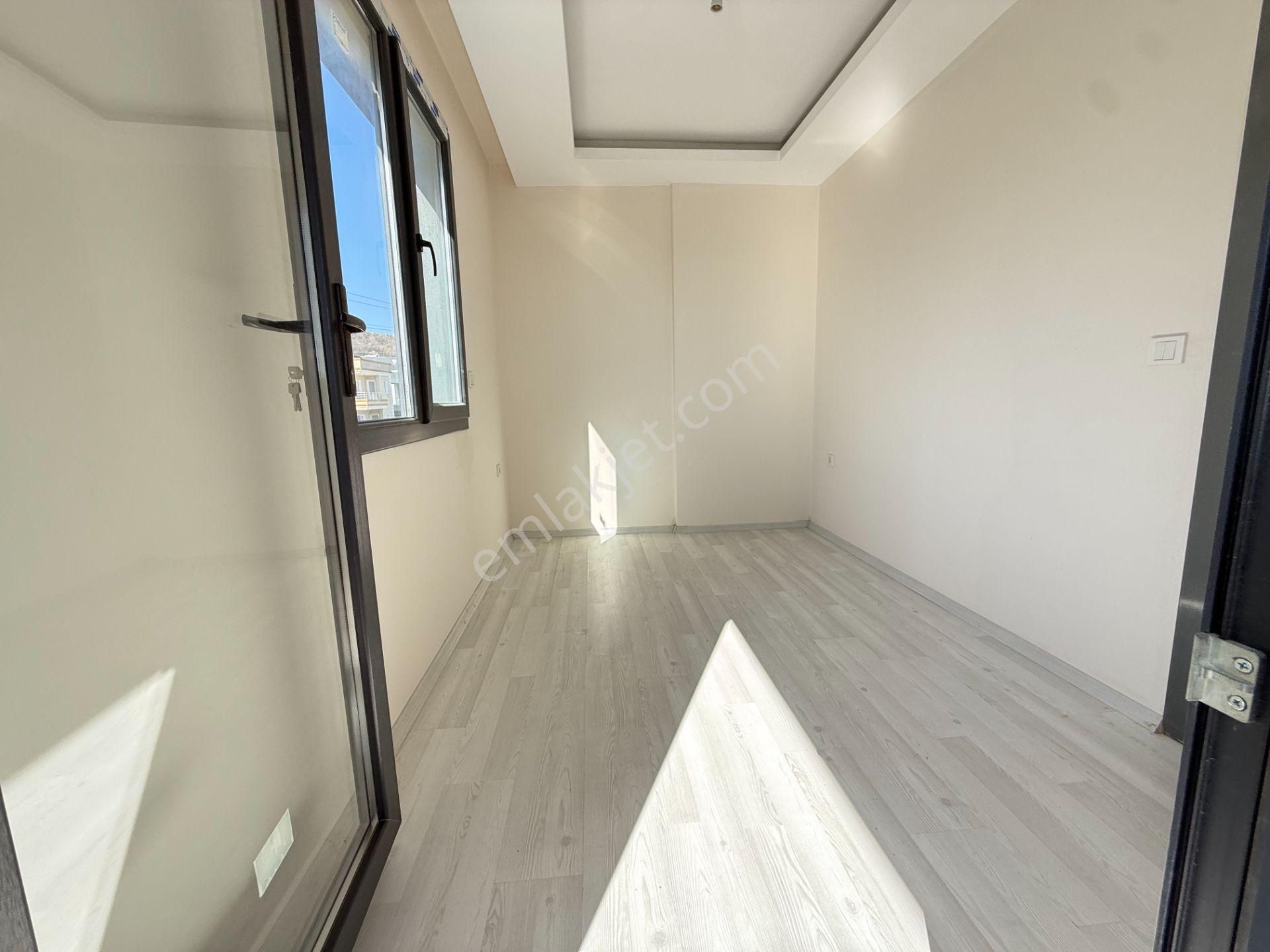 Seferıhısar Doğanbey'de Satılık Sıfır Genıs Müstakil 4+1 Villa - Görsel 25