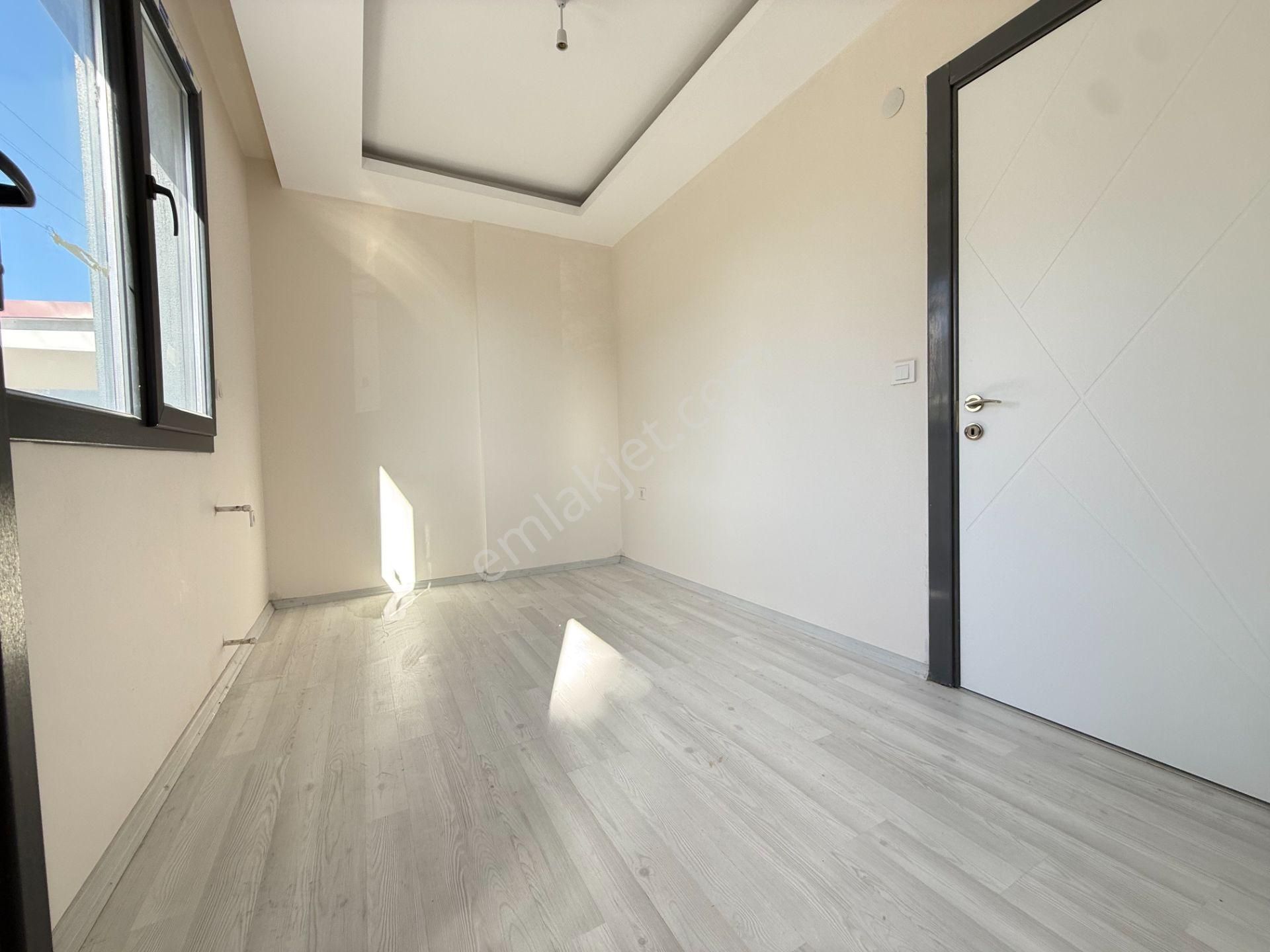 Seferıhısar Doğanbey'de Satılık Sıfır Genıs Müstakil 4+1 Villa - Görsel 19