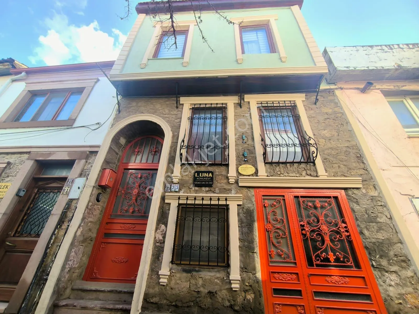 Ayvalık Merkezde Satılık Müstakil Rum Evi