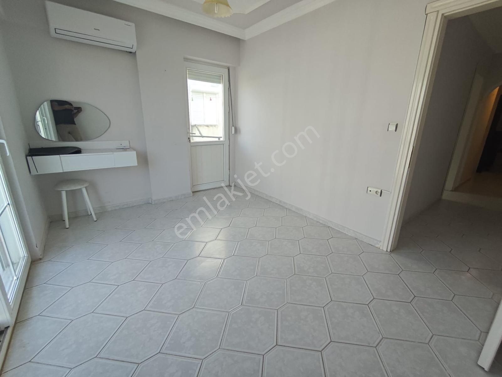 Didim Çamlıkta Denize 800m Mesafede 2+1 Açık Mutfaklı Teraslı Kat Dubleximiz Satışdadır - Görsel 18